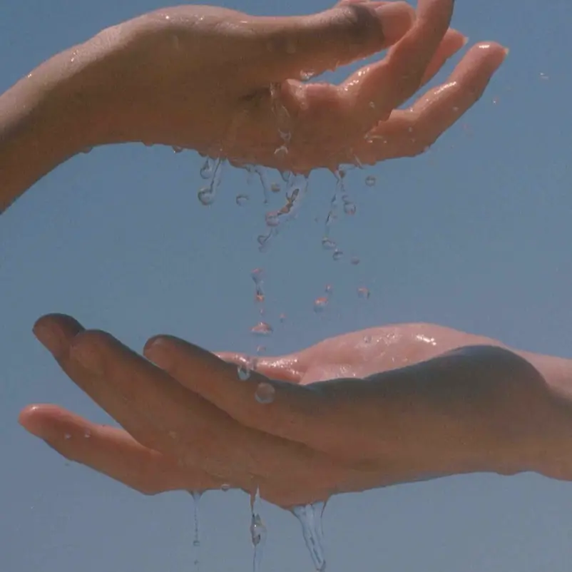 S'eau Prima Foundational Face Mist