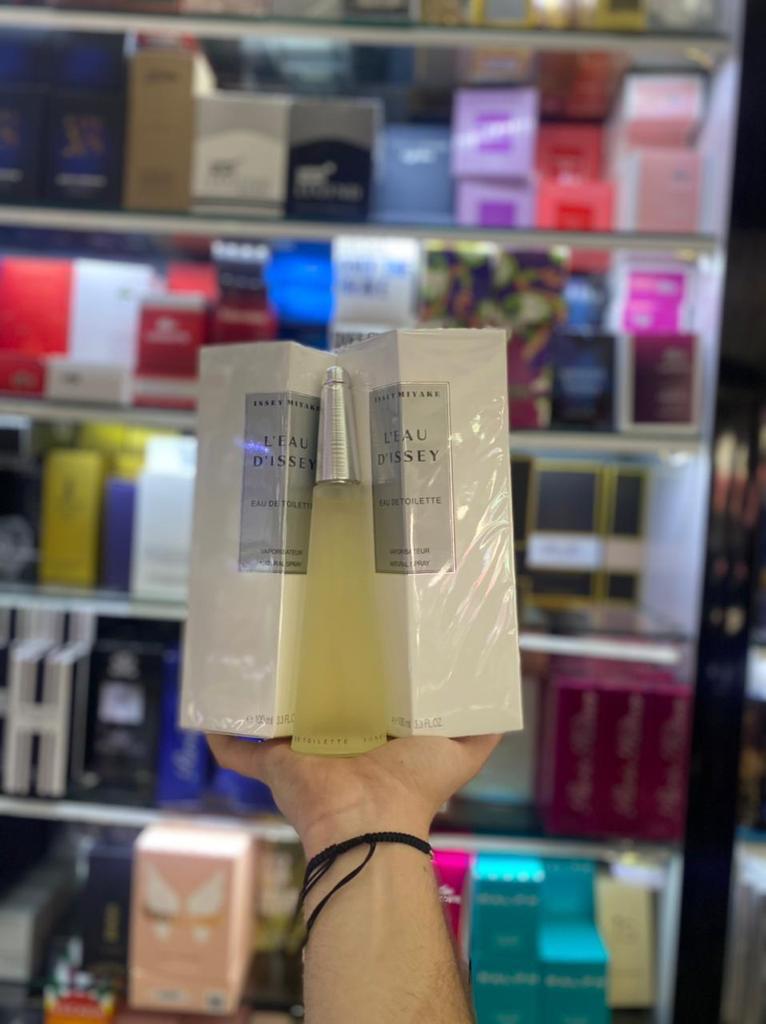 L'eau D'issey de Issey Miyake