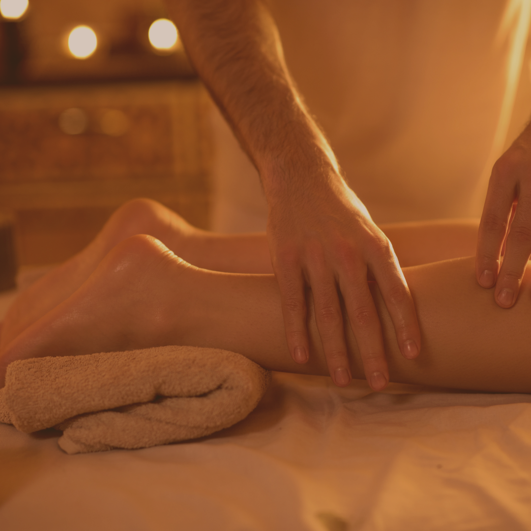 Masaje piernas cansadas