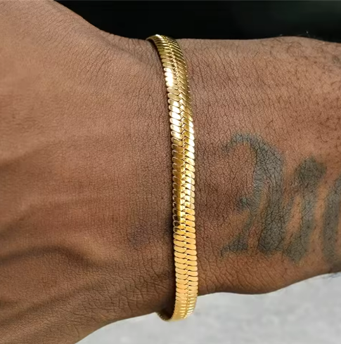 Gold herringbone bracelet