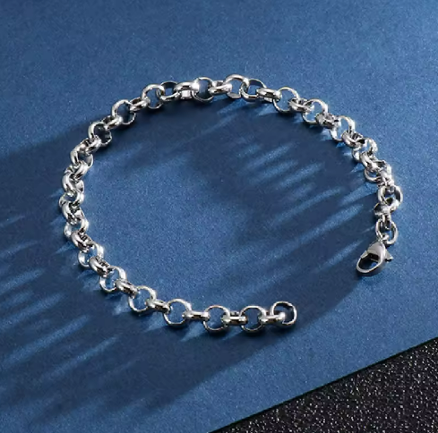 Elegant Silver Chain Bracelet