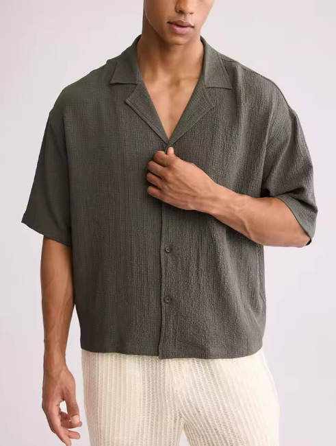 Men's Short Sleeve Button-Up Shirt