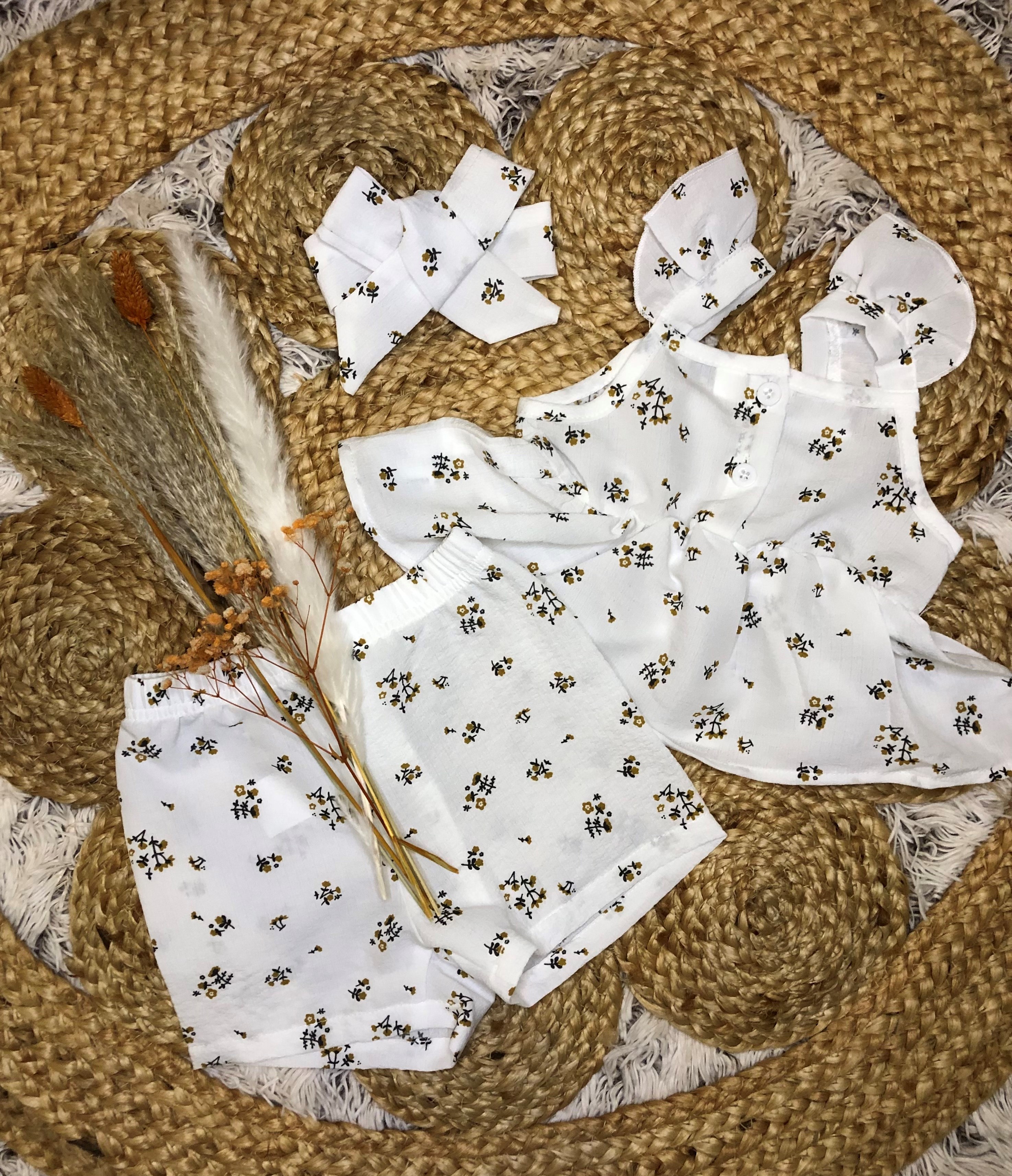 Ensemble fille fleuri