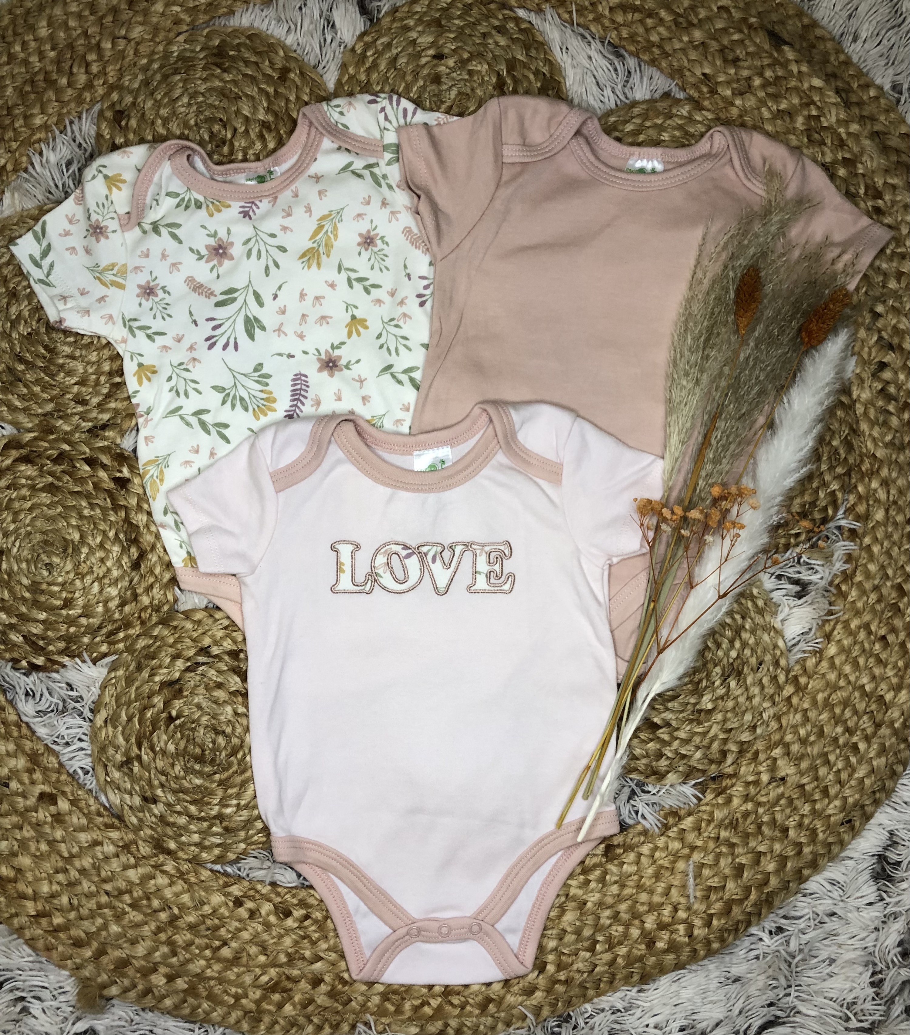 Lot de bodies « Love »