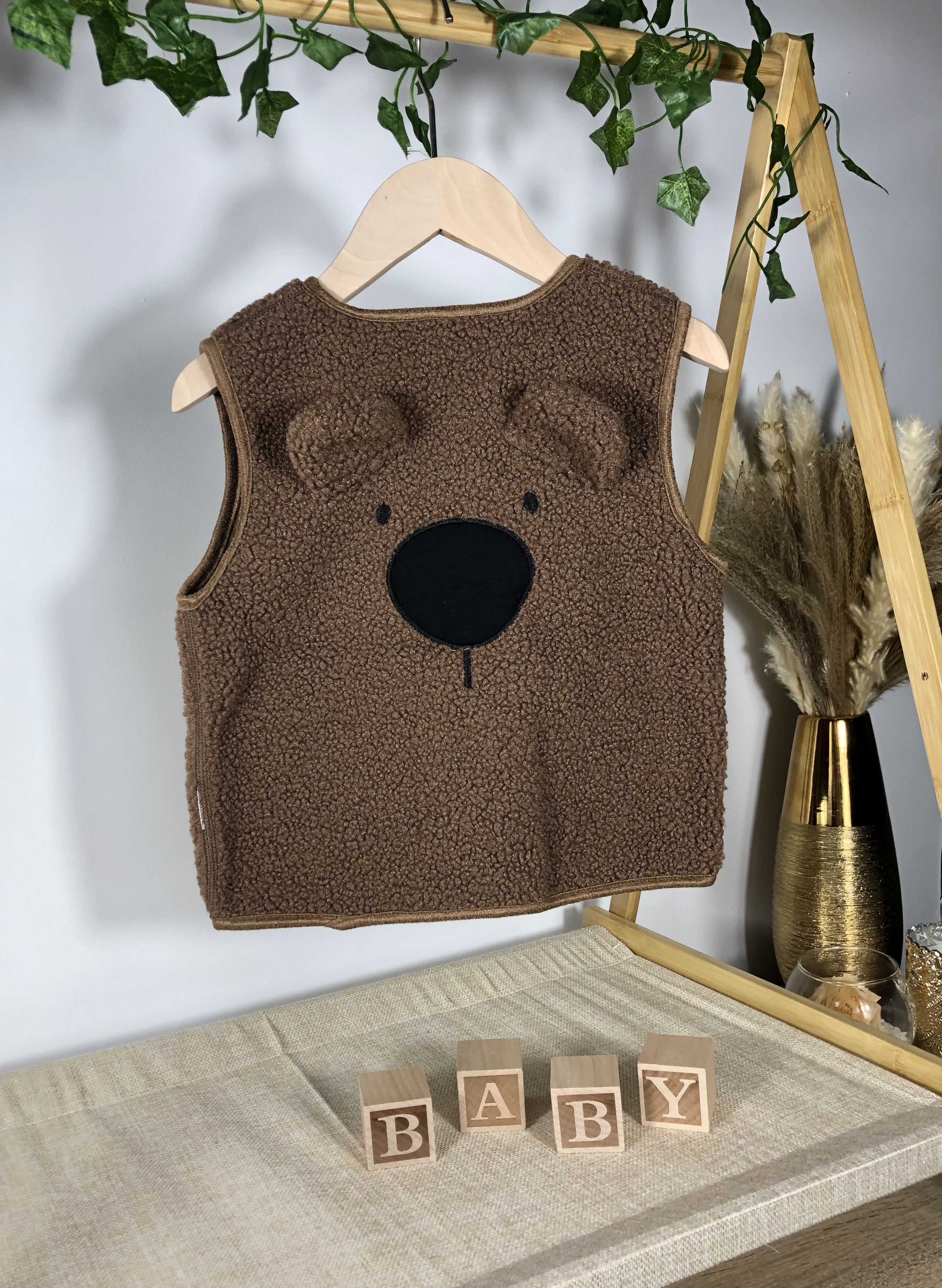 Gilet sans manches ourson brun 