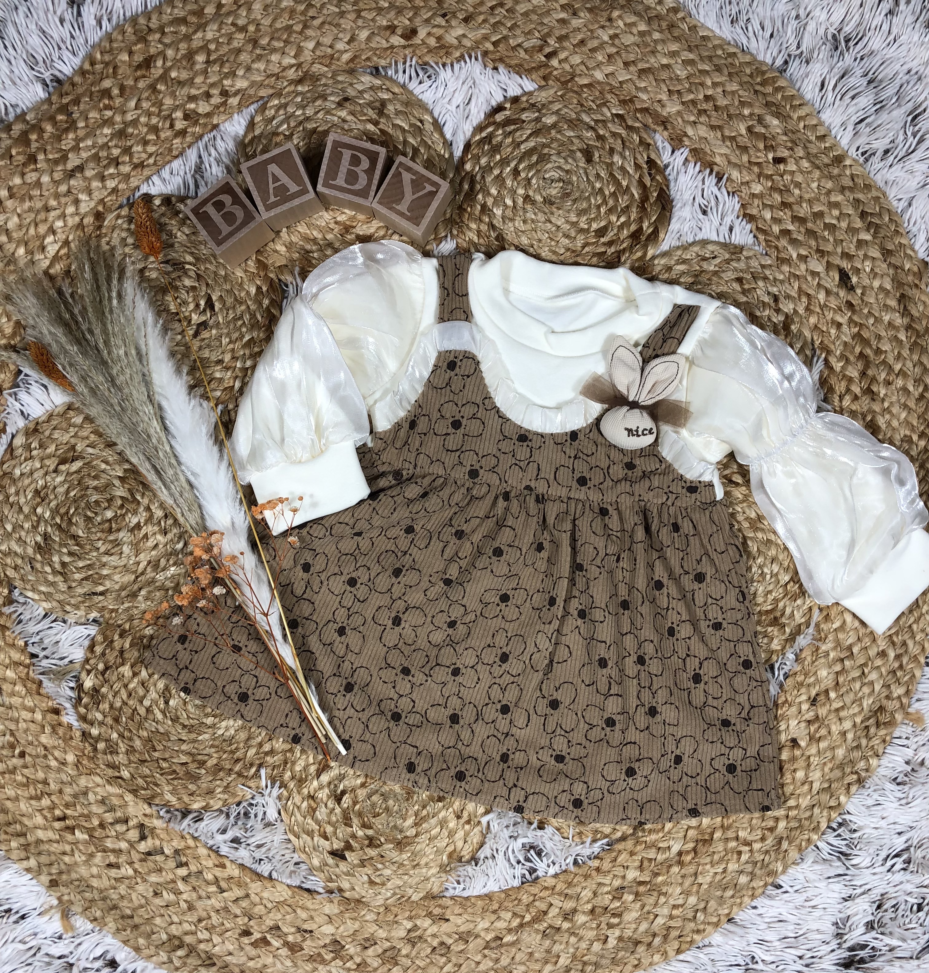 Robe fille à fleurs