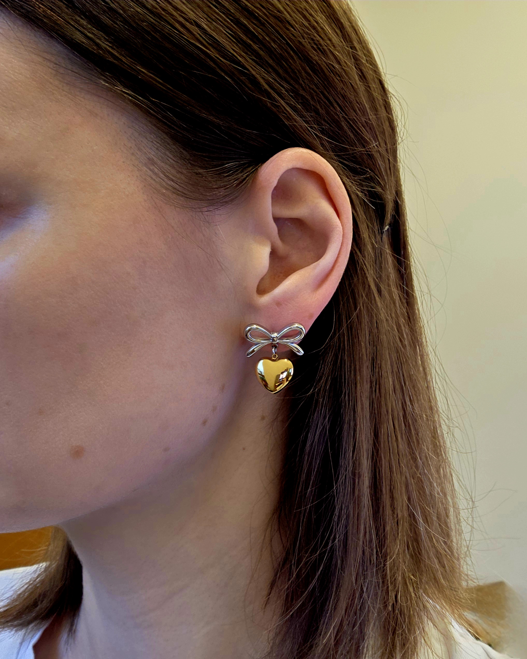 Auksinės širdelės auskarai