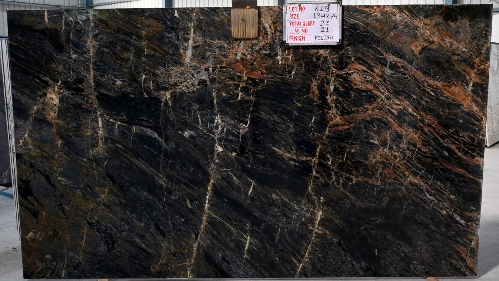 Lava Oro [lot: 619]