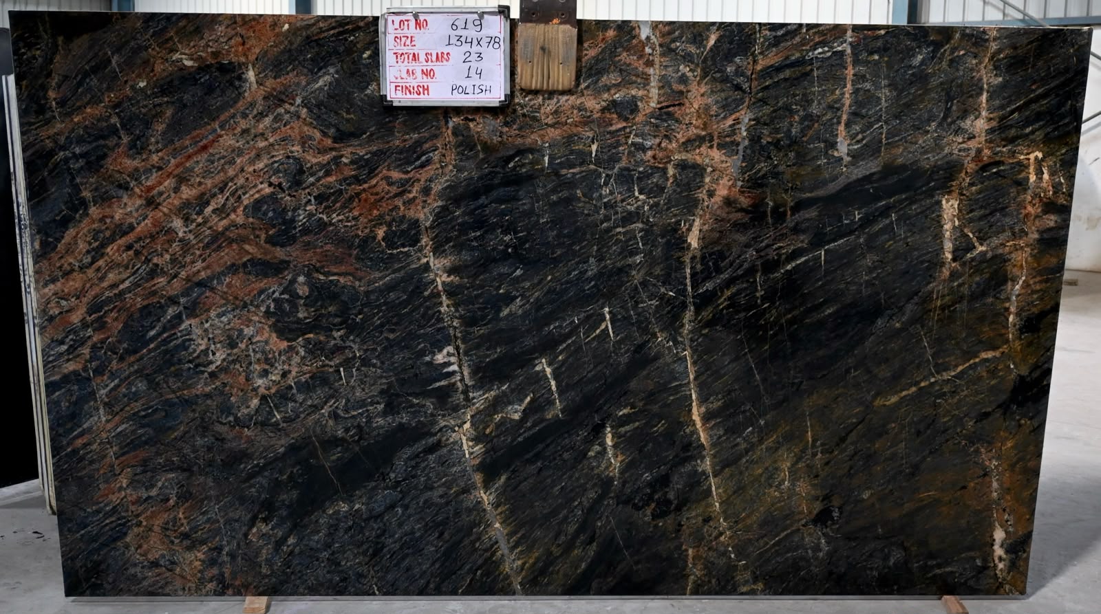 Lava Oro [lot: 619]