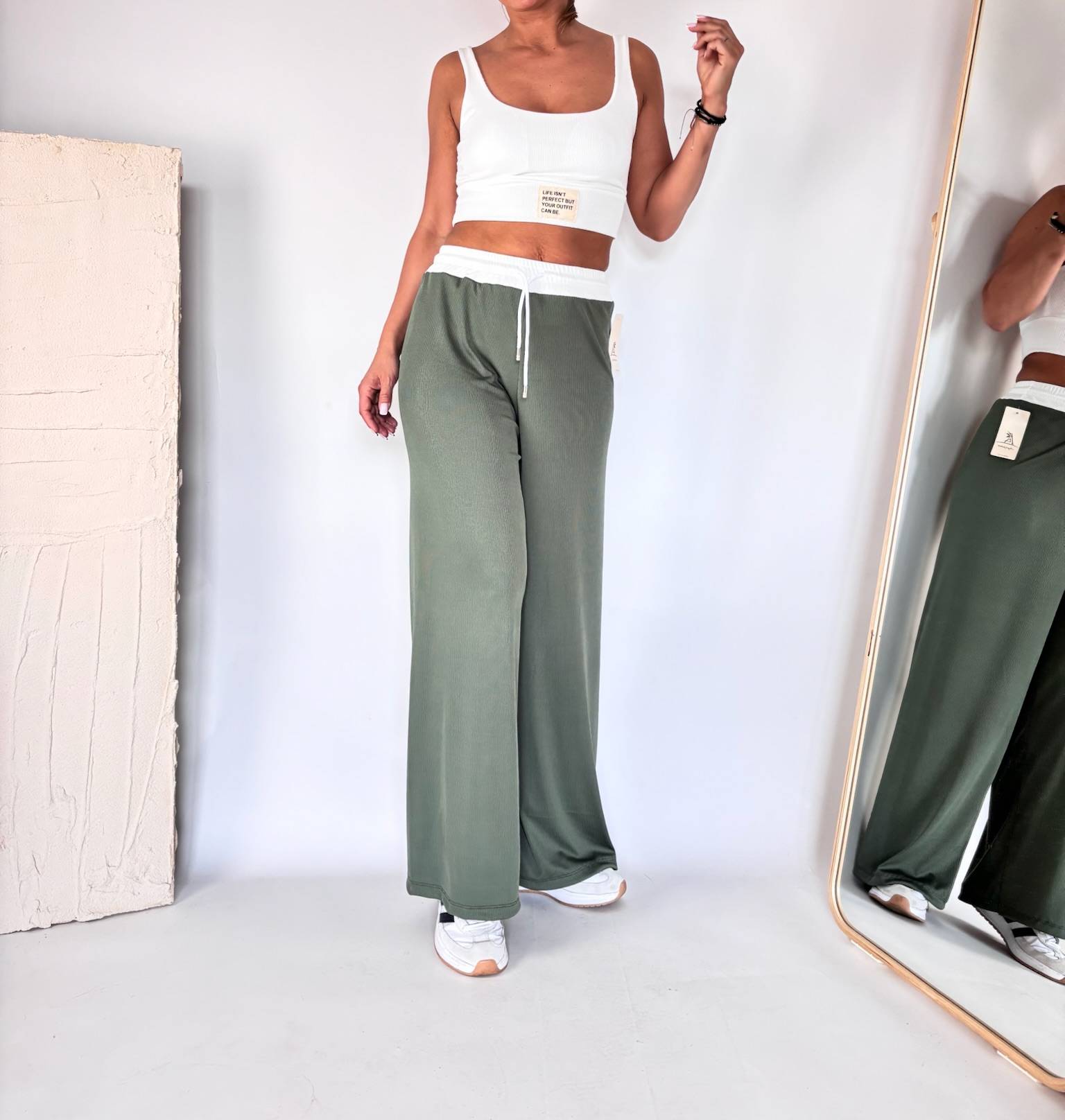 Spodnie dresowe zielone 