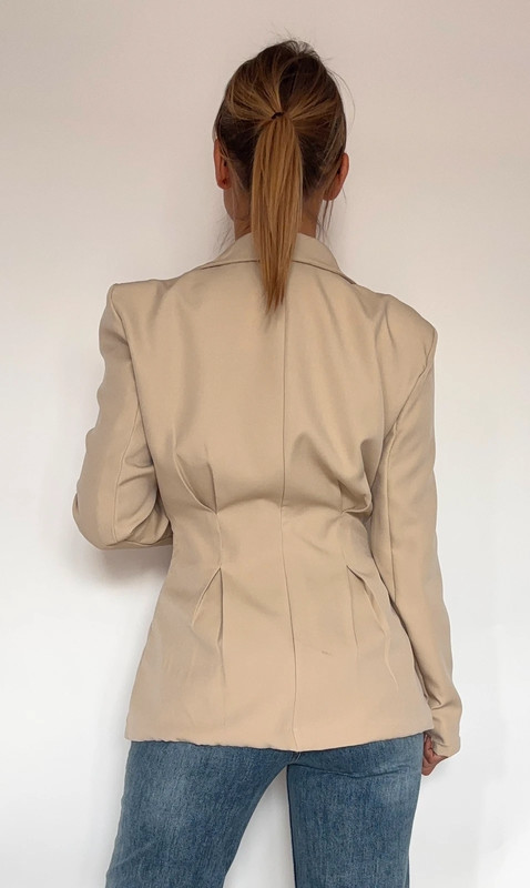 Elegancka kremowa marynarka