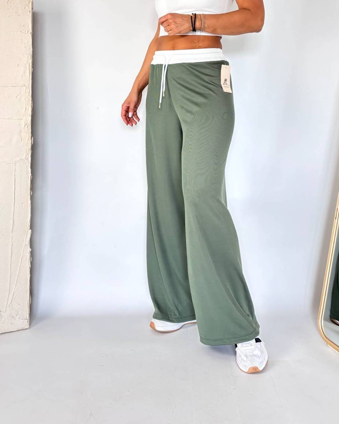 Spodnie dresowe zielone