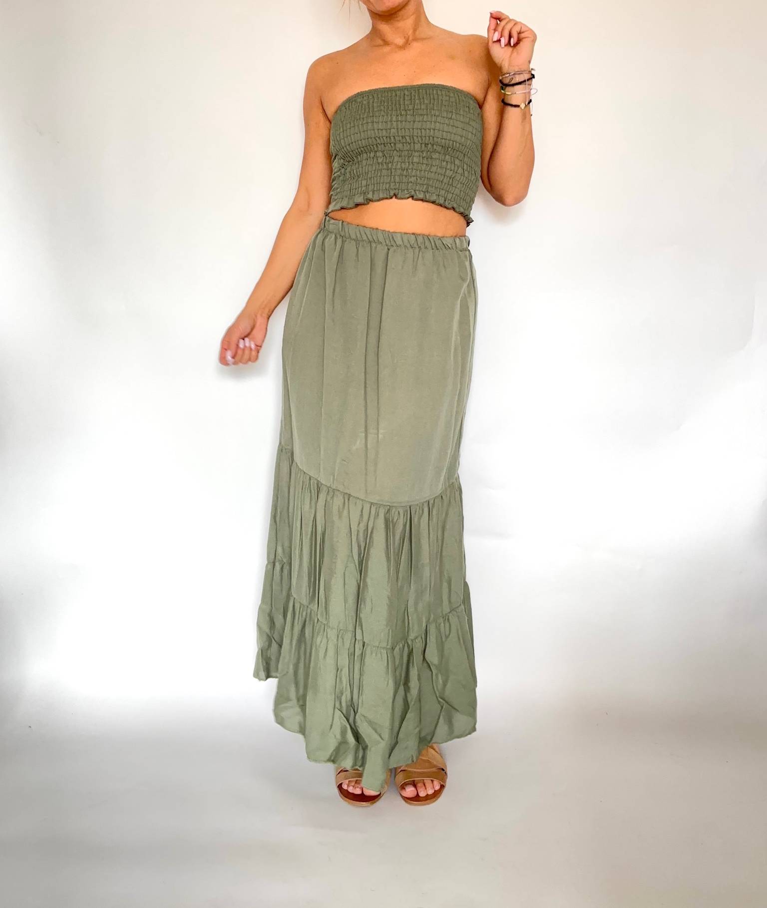 Komplet dostępny w 4 kolory