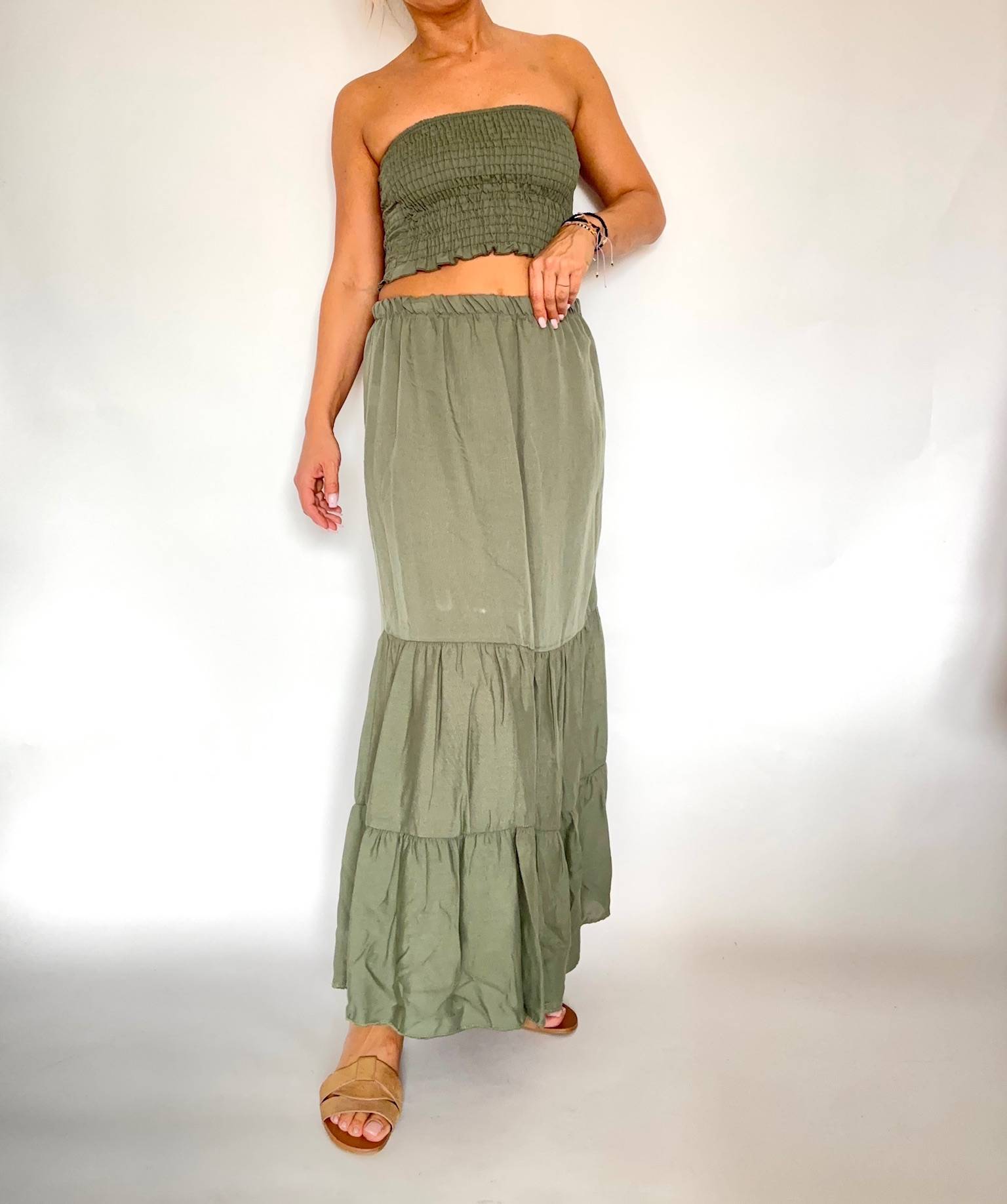 Komplet dostępny w 4 kolory