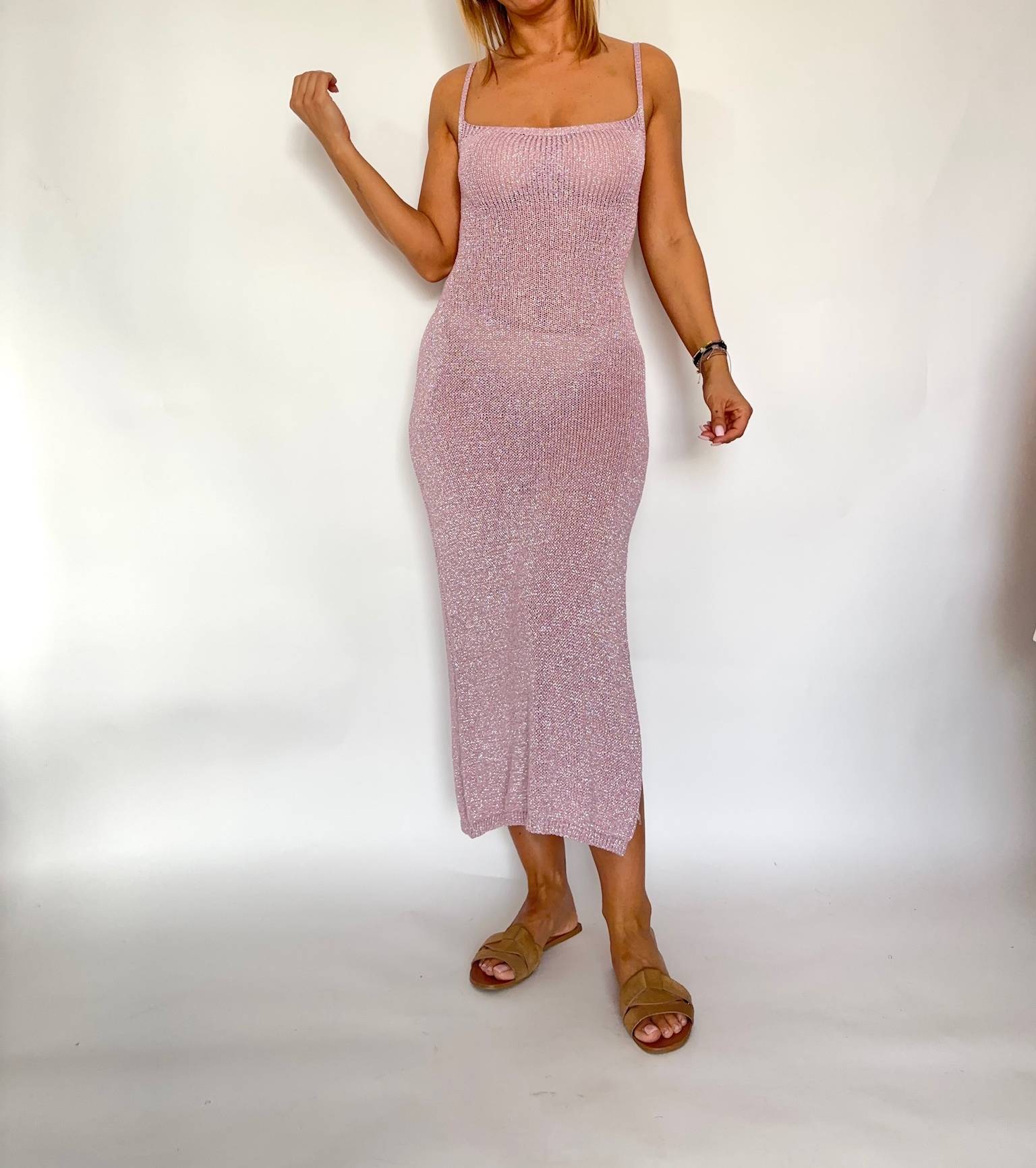 Sukienka dostępna w 2 kolorach