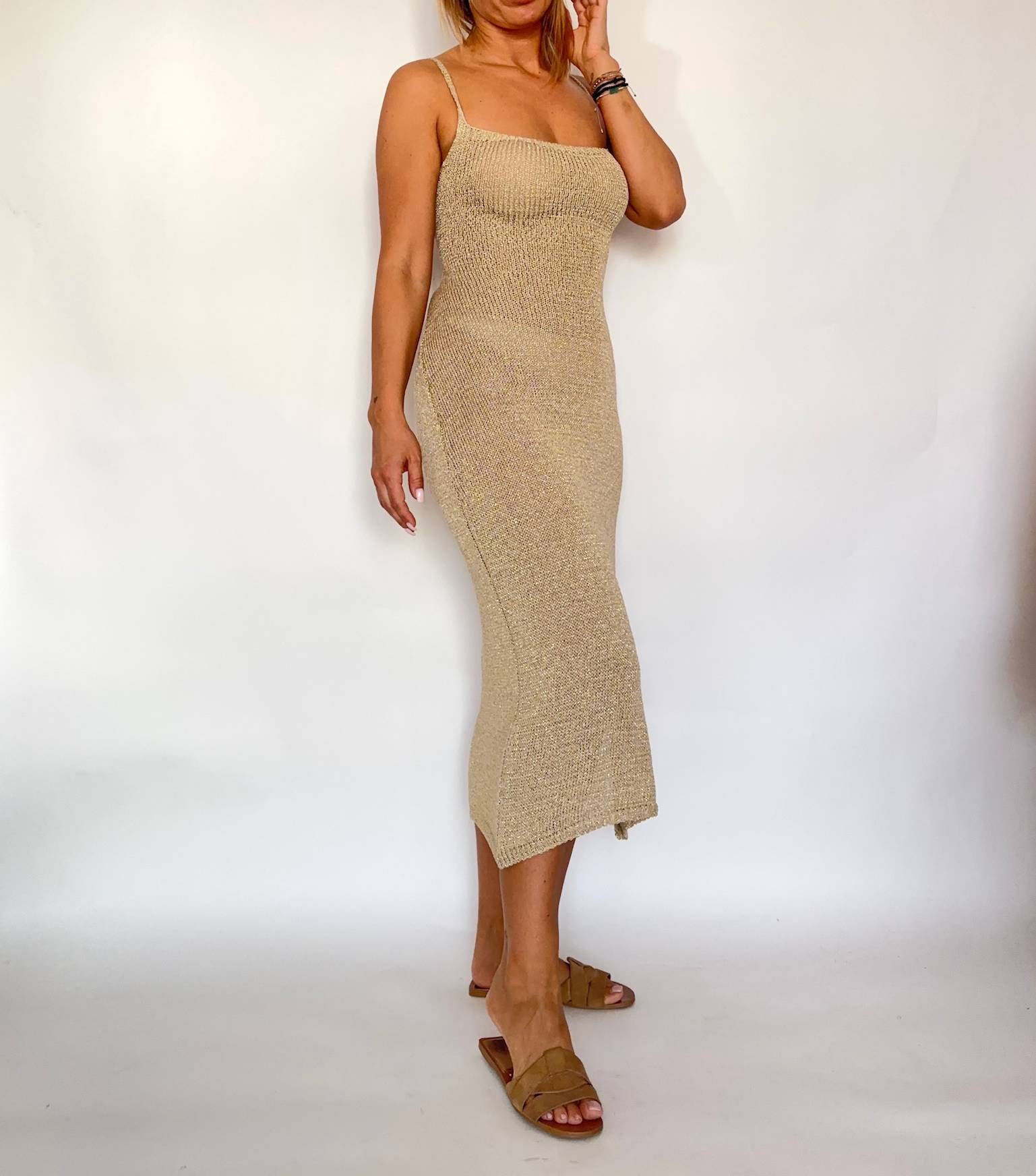 Sukienka dostępna w 2 kolorach