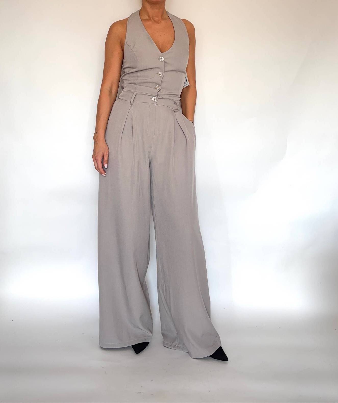 Elegancki szary kombinezon