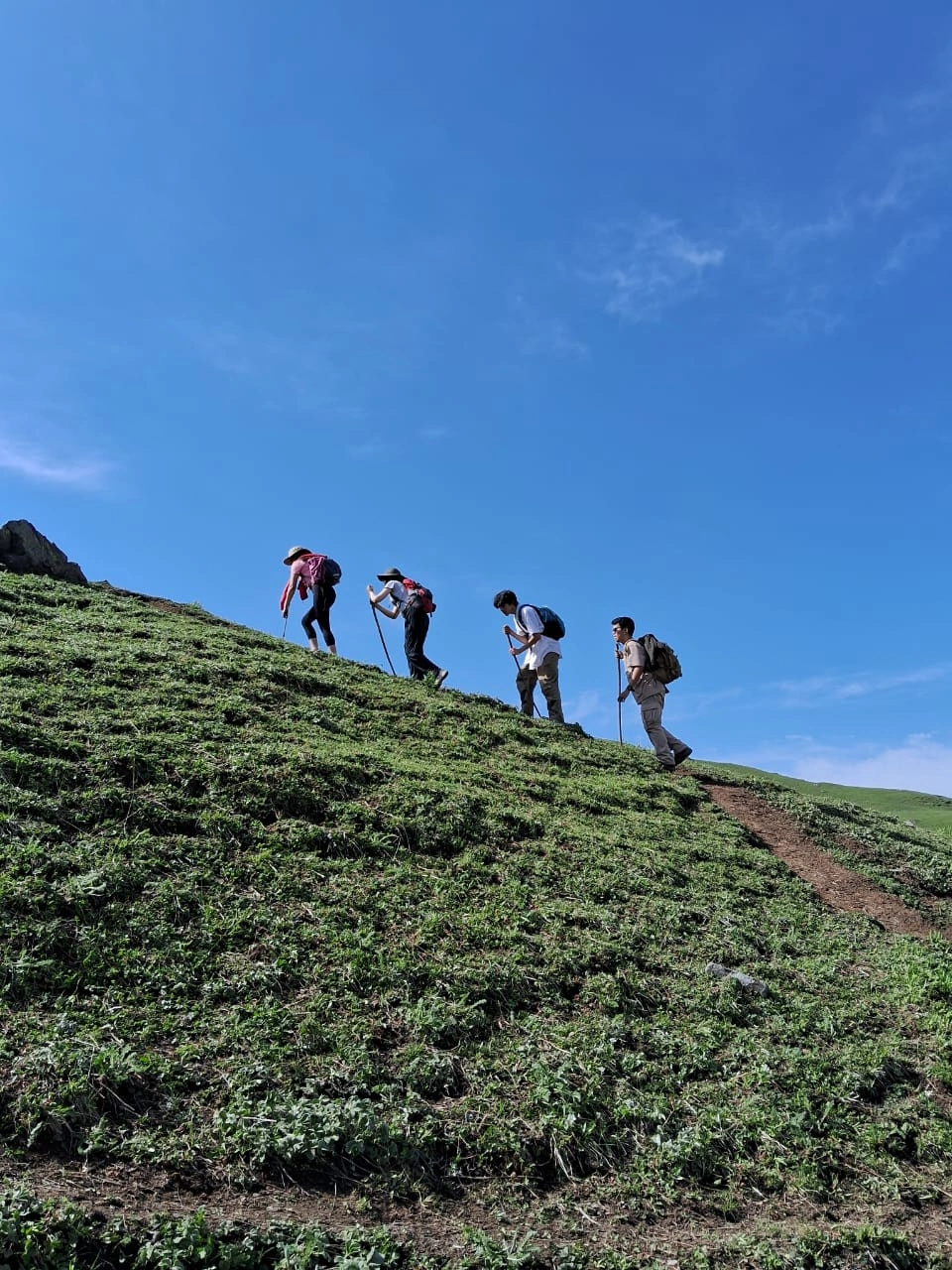 BHRIGU LAKE TREK