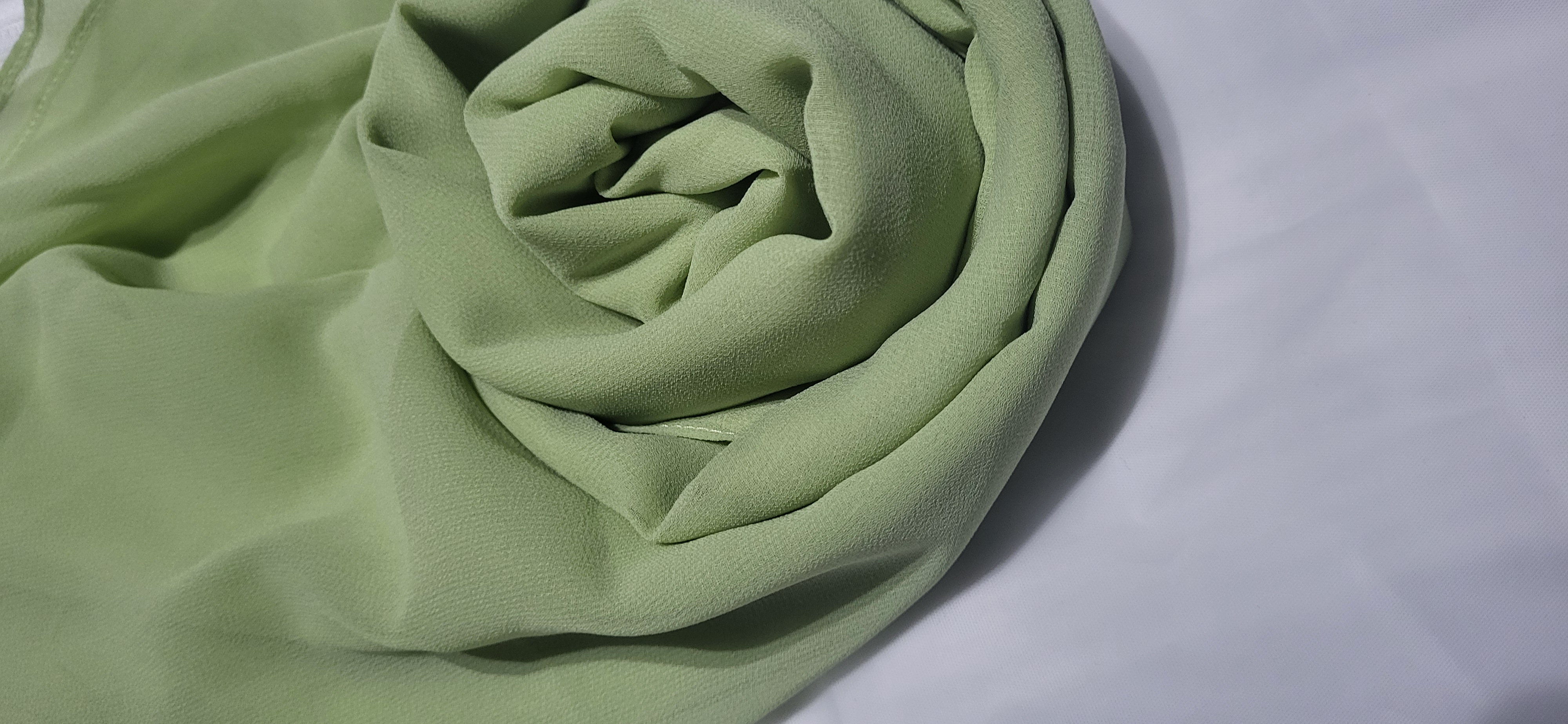 hijab chiffon verde claro
