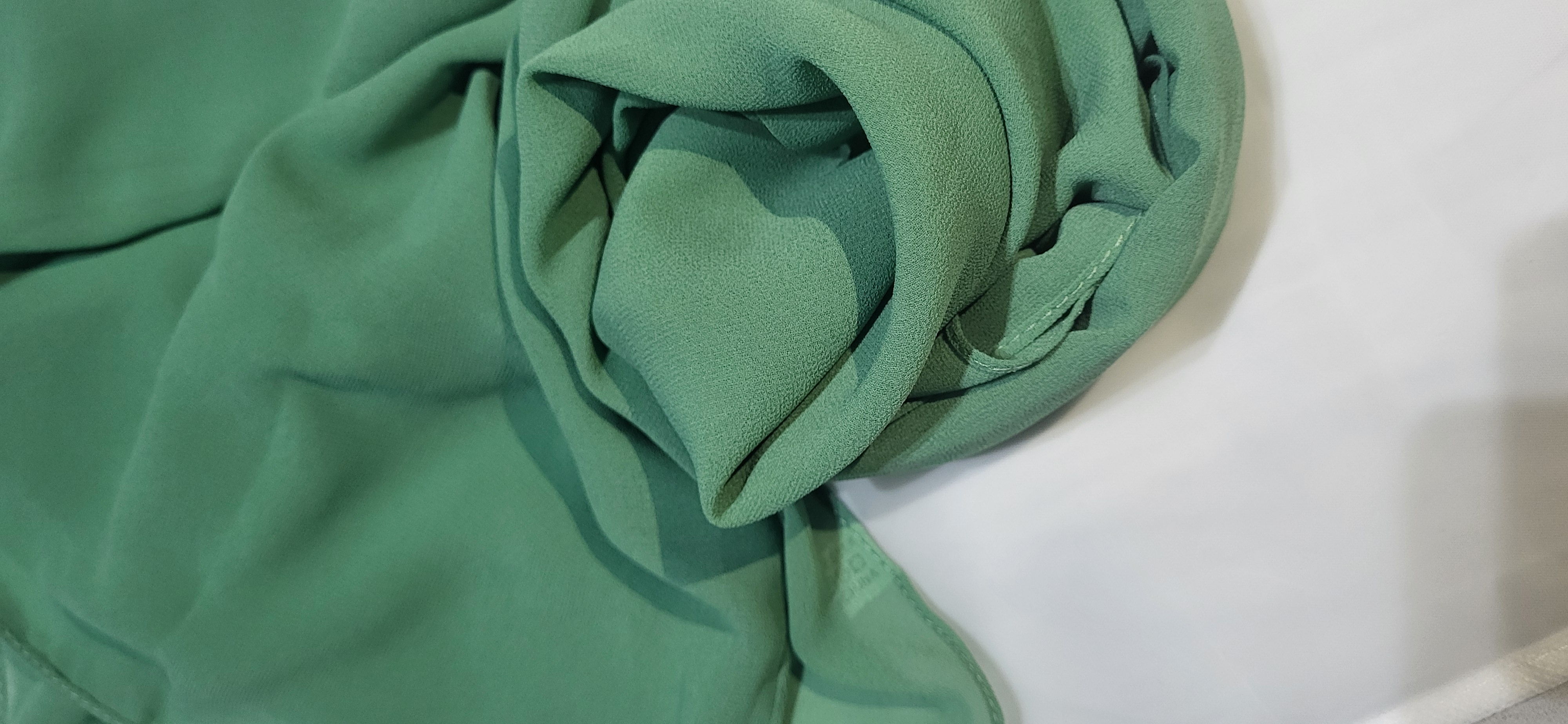 hijab de chiffon verde