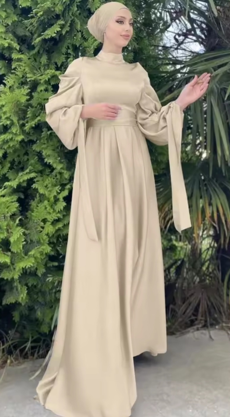 Vestido longo bege elegante