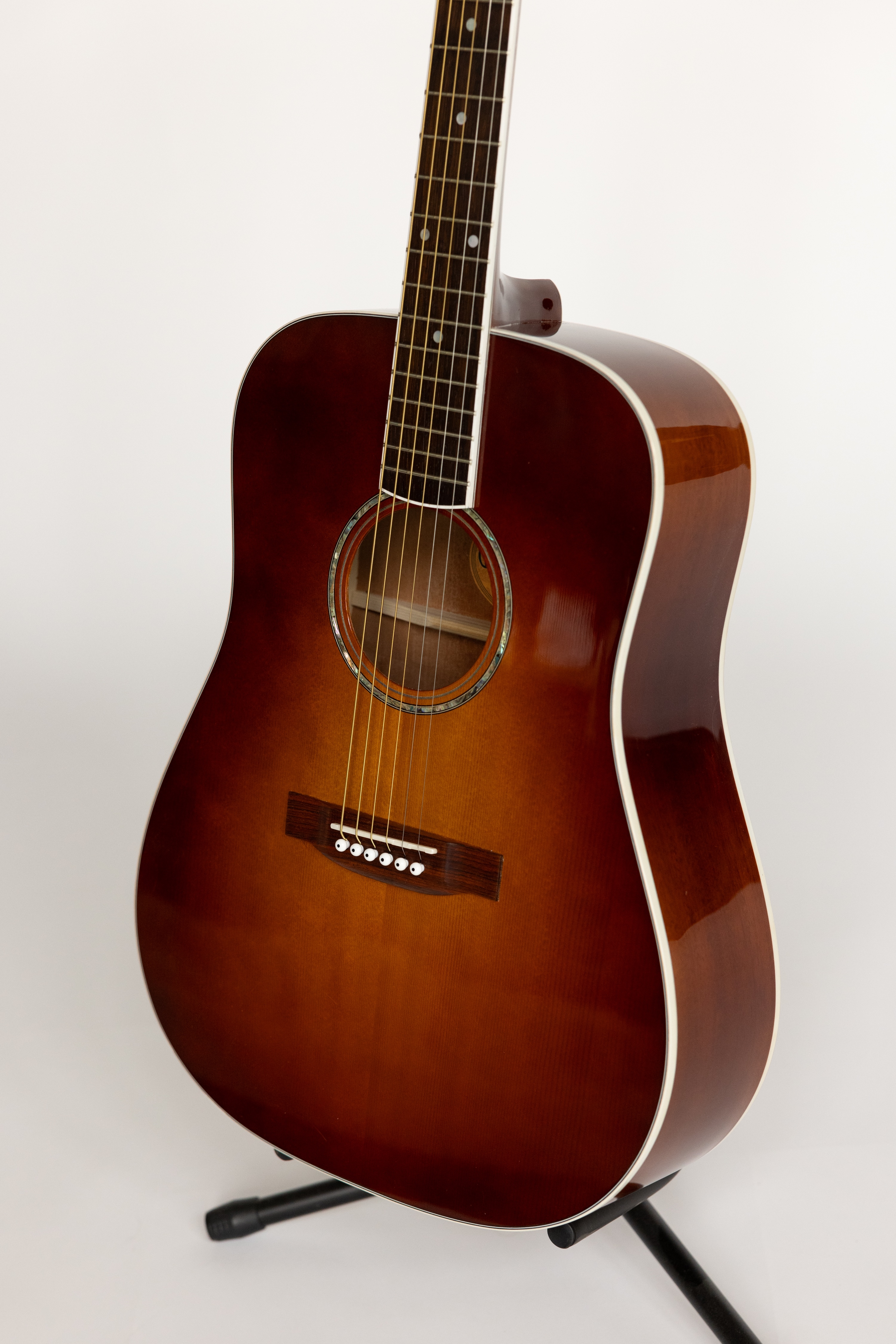 Escher Wayland Guitar - Vintage Amber Sunburst 