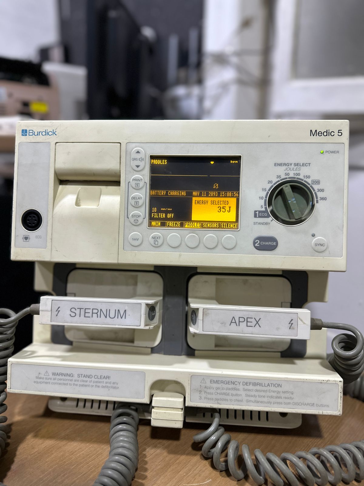 Burdick Medic 5 Defibrillator