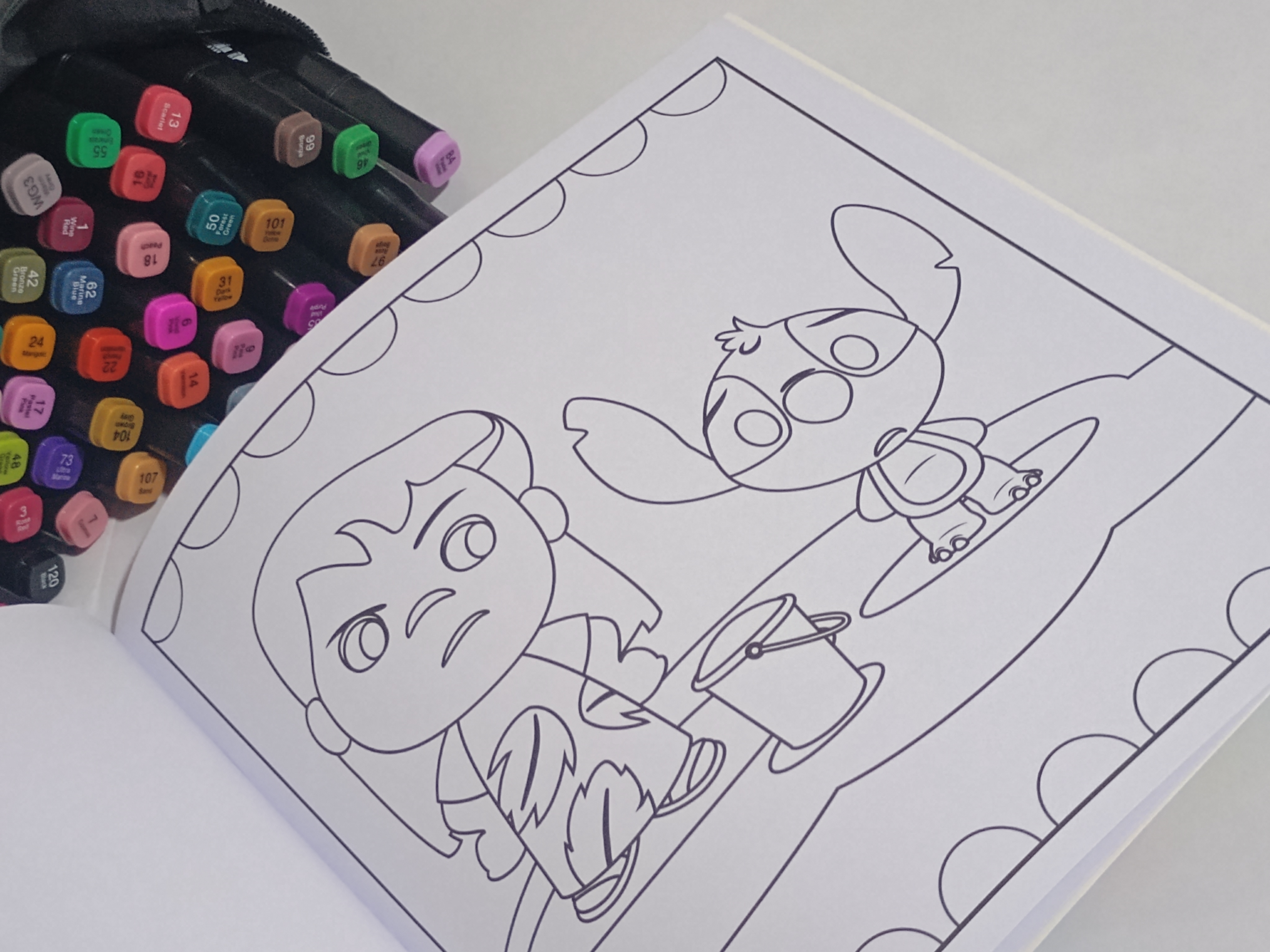 Stitch e seus amigos