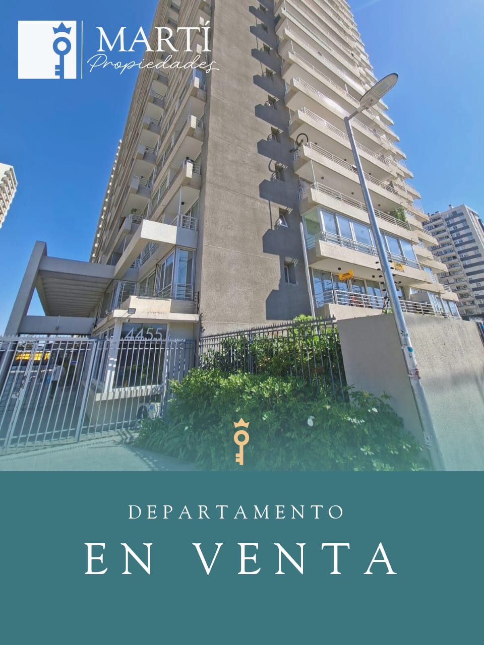 Departamento Frente A Metro Las Torres, Macul.