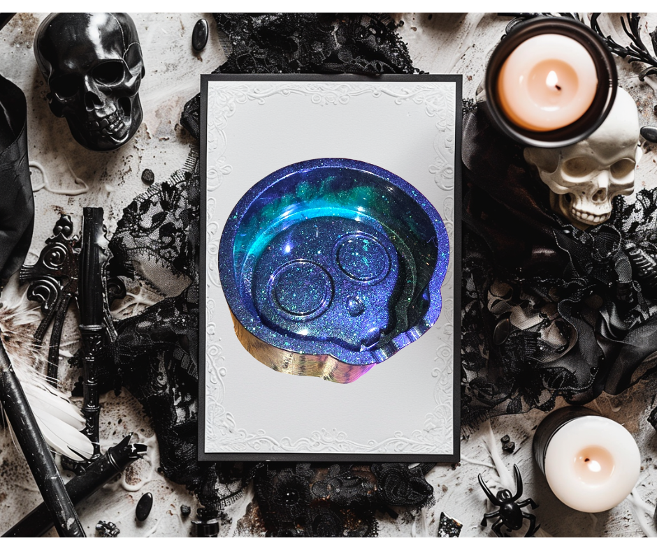 Green & Black Skull Resin Ashtray