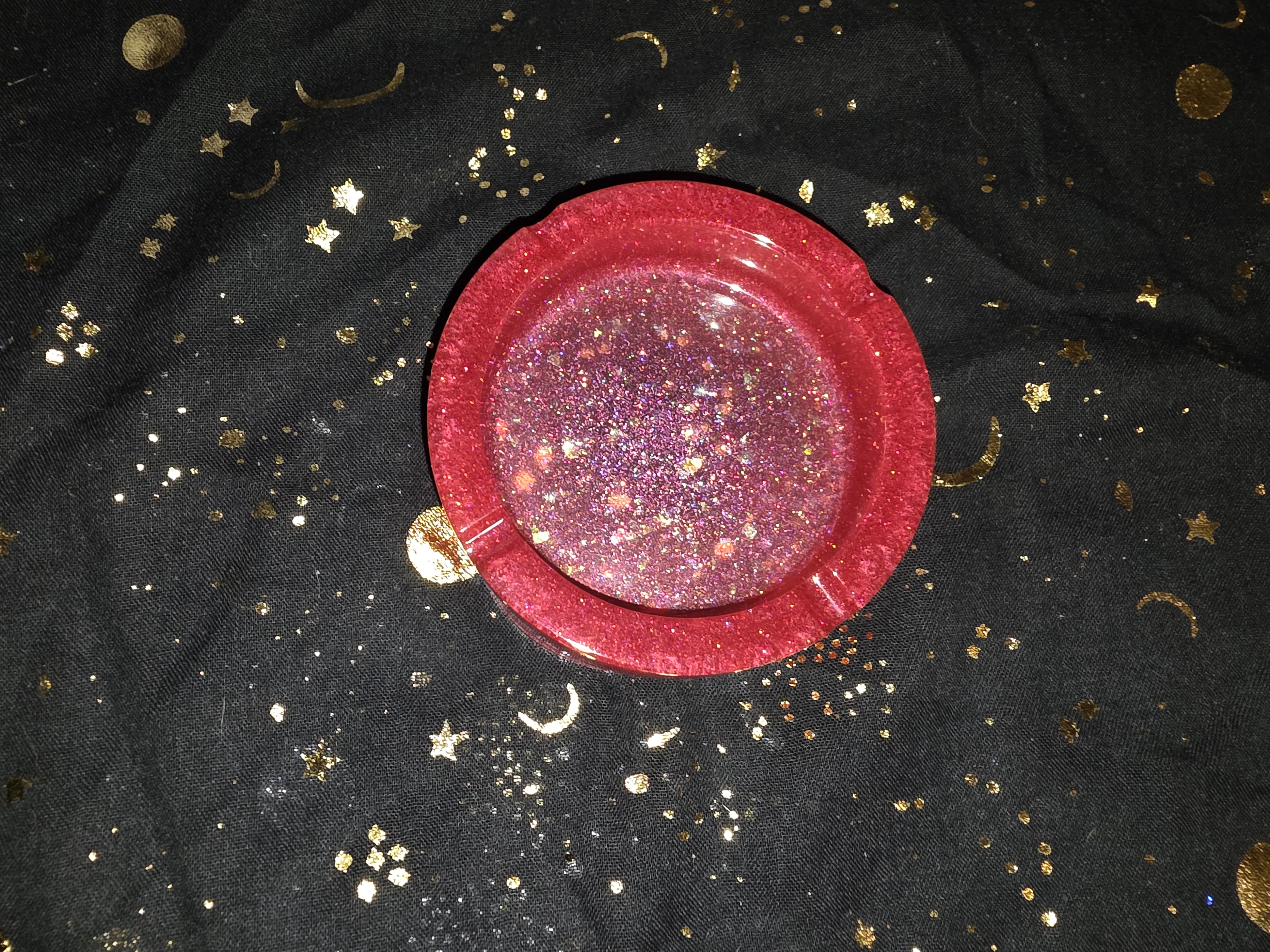 Red Circle Resin Ashtray