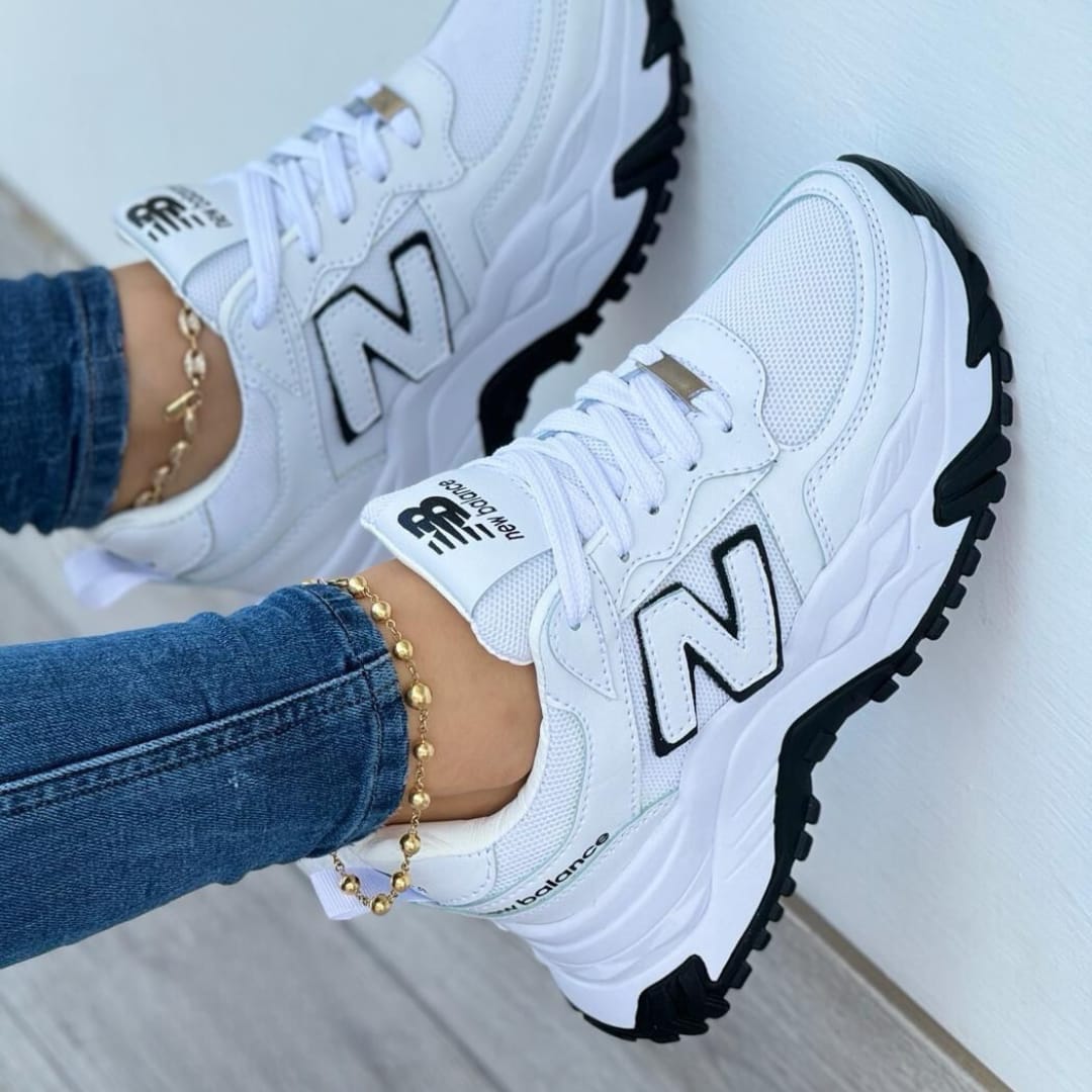 Zapatillas deportivas blancas