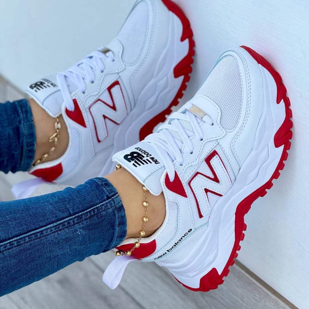 Zapatillas deportivas blancas