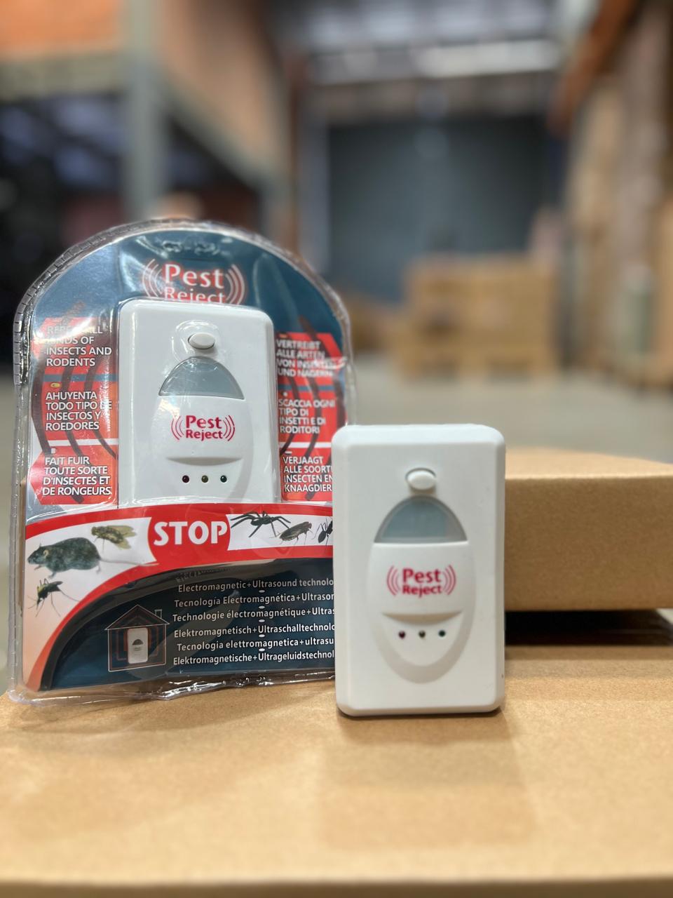 Repelente electrónico de plagas Pest Reject