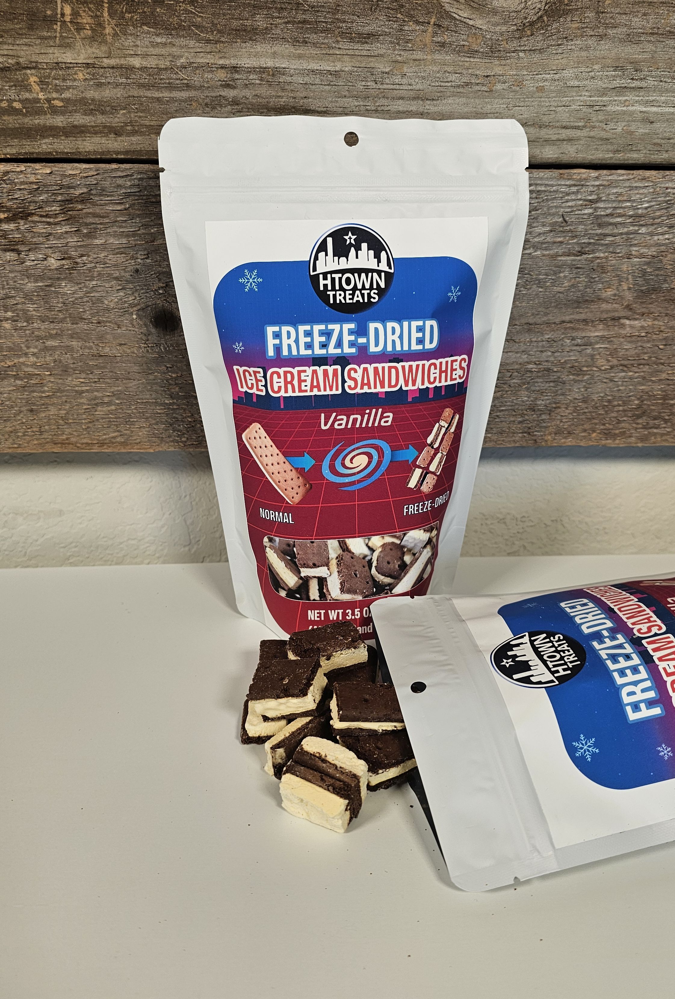 Freeze-Dried Ice Cream Sandwiches Vanilla