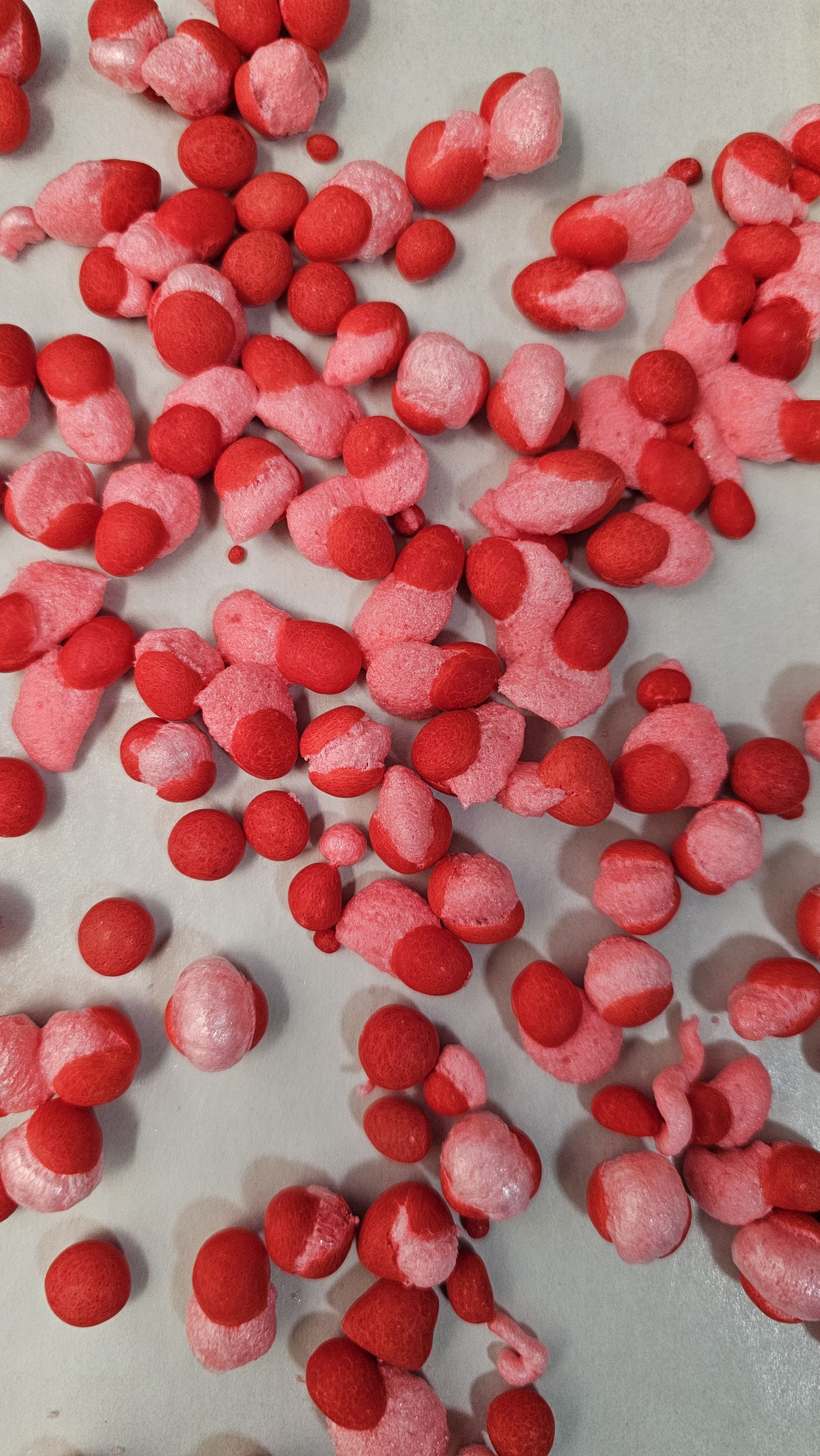 Freeze-Dried Hot Red Planets