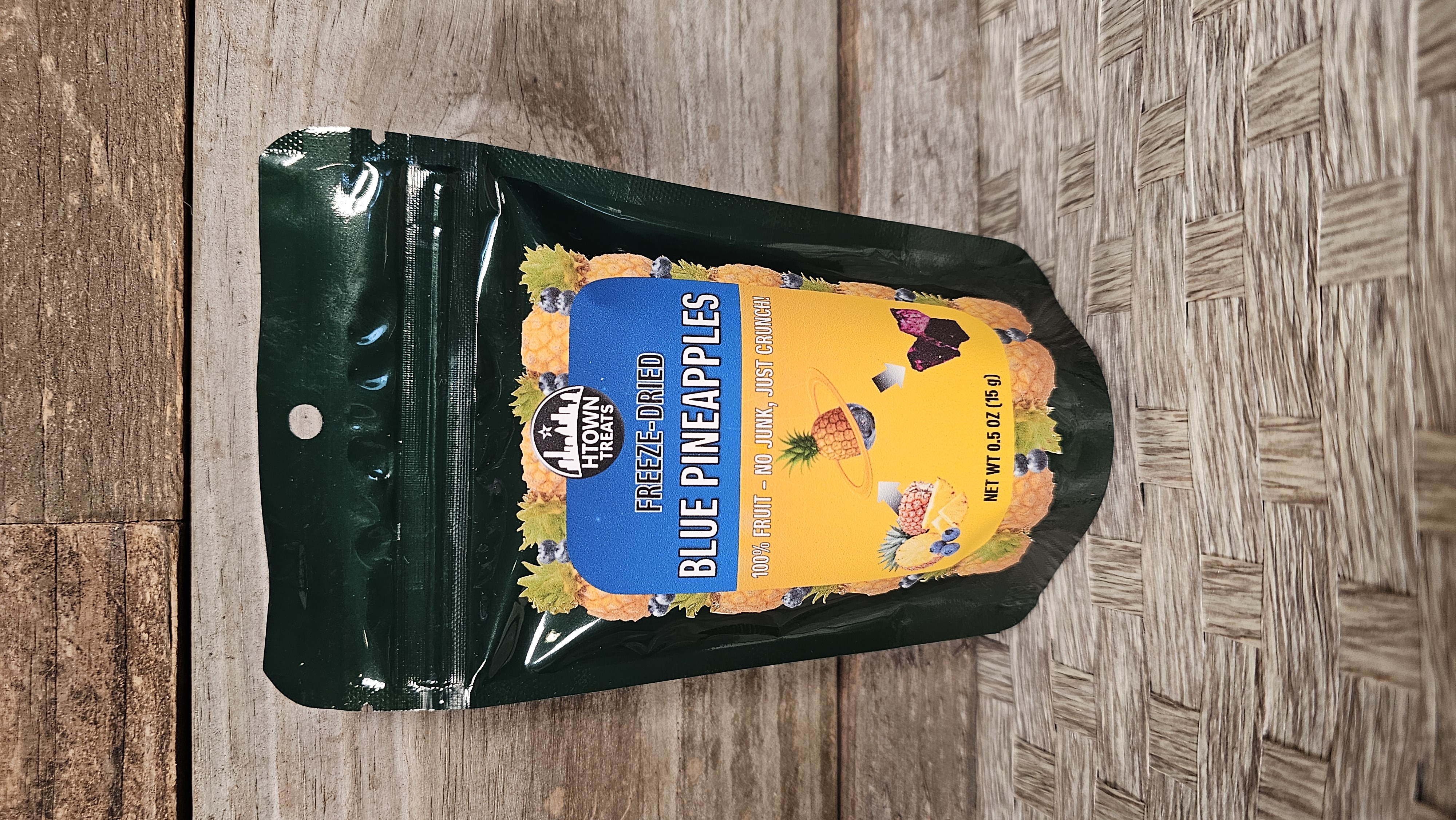 Freeze-Dried Blue Pineapple