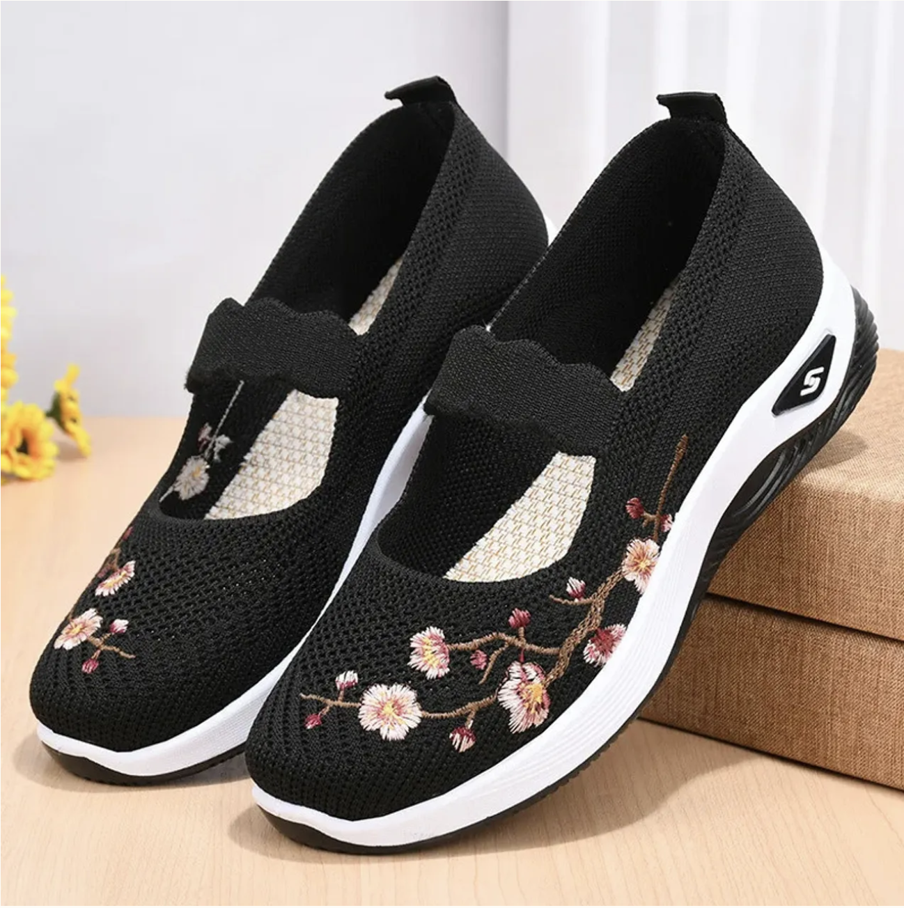 🔥Hot Sale Summer 2024🔥 breathable knitted floral embroidered flats for women