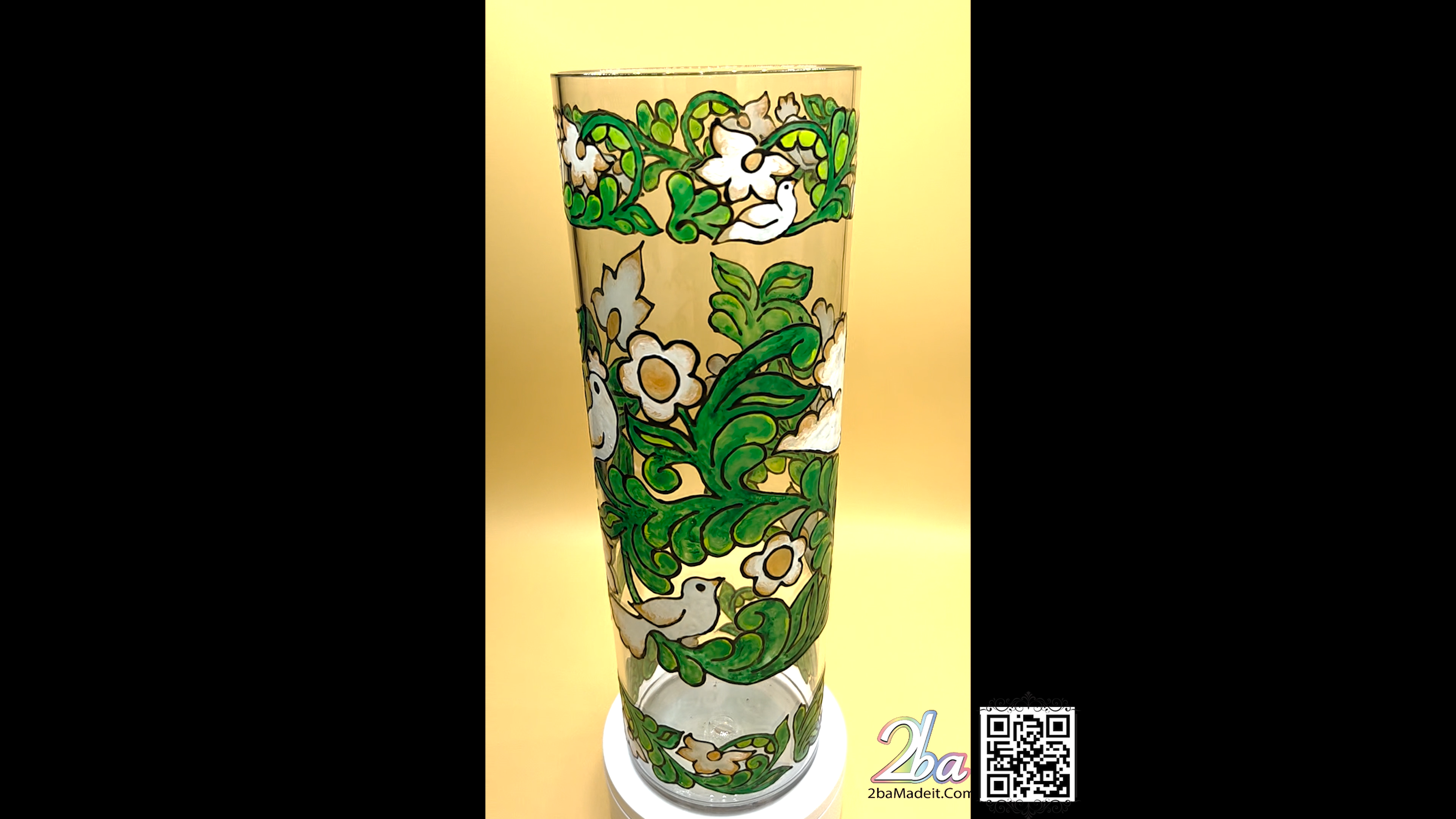 Elegant Handmade Glass Art Vase 2002