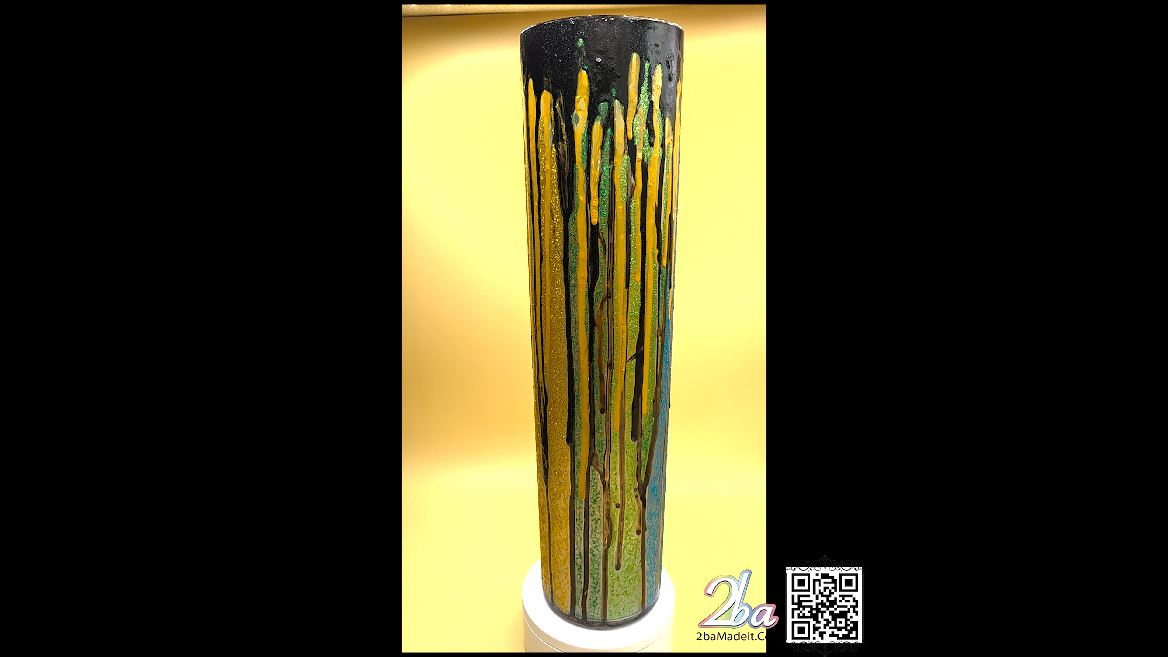 Elegant Handmade Glass Art Vase 4004