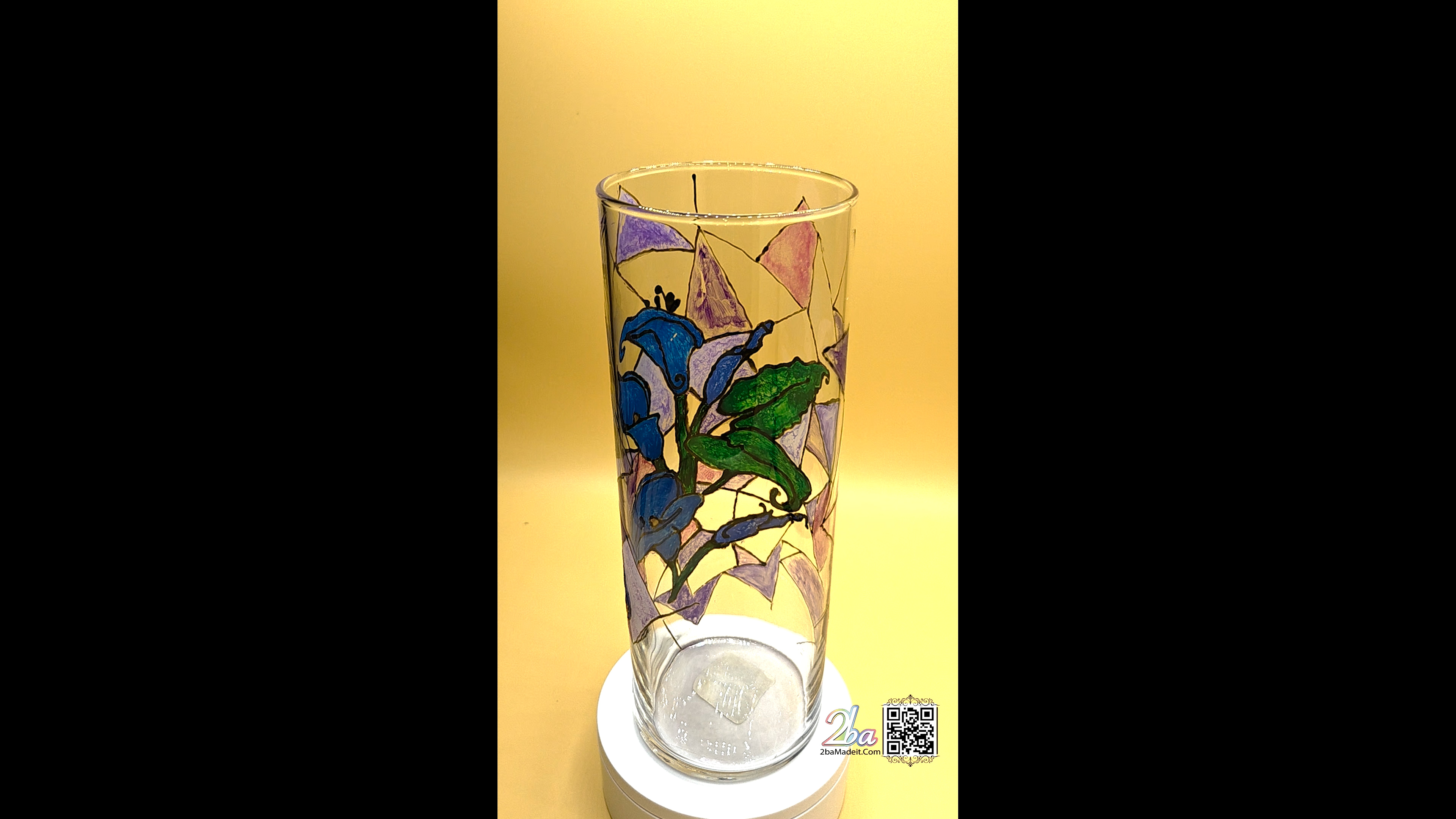 Elegant Handmade Glass Art Vase 7007