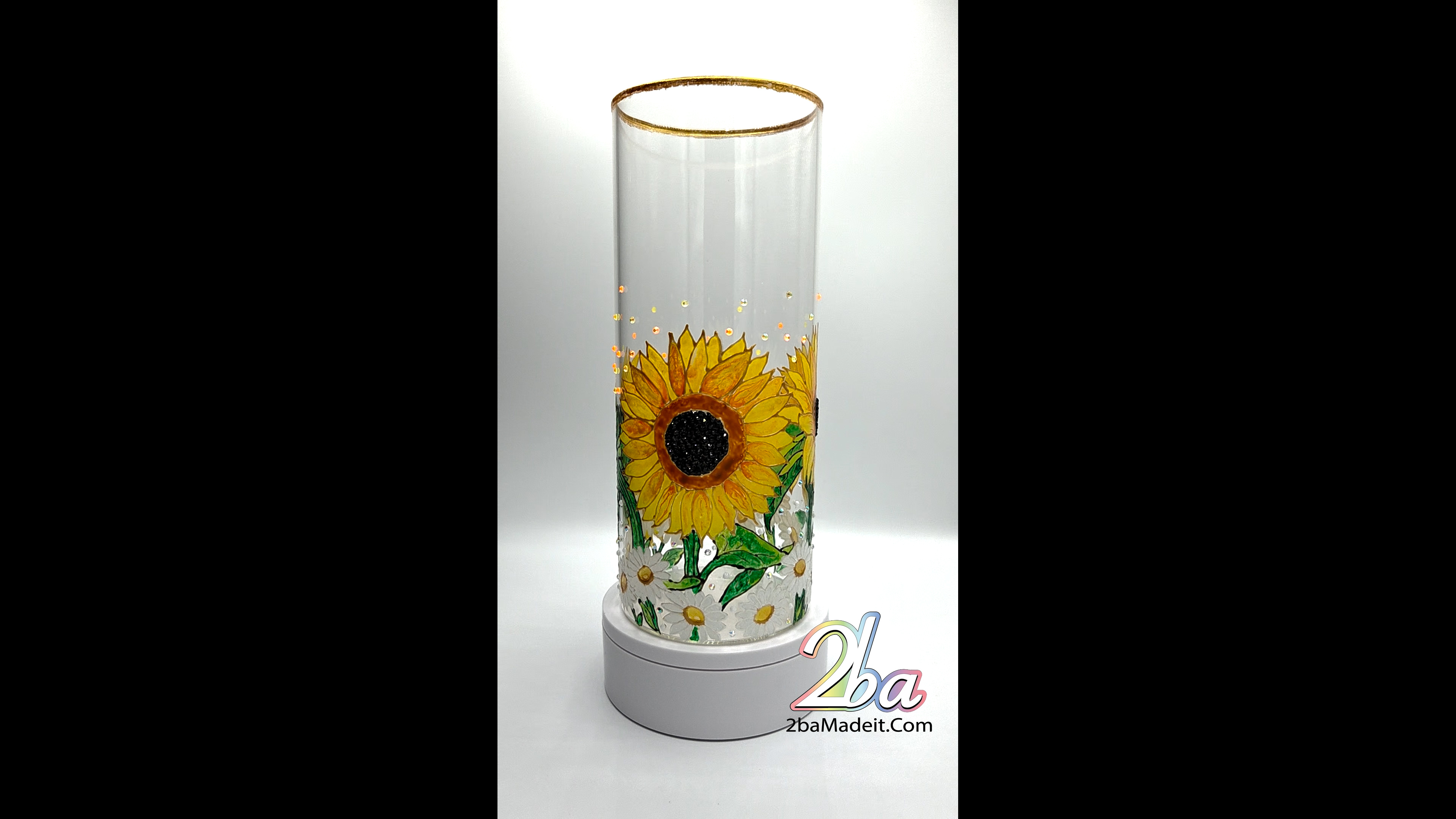 Elegant Handmade Glass Art Vase 100010