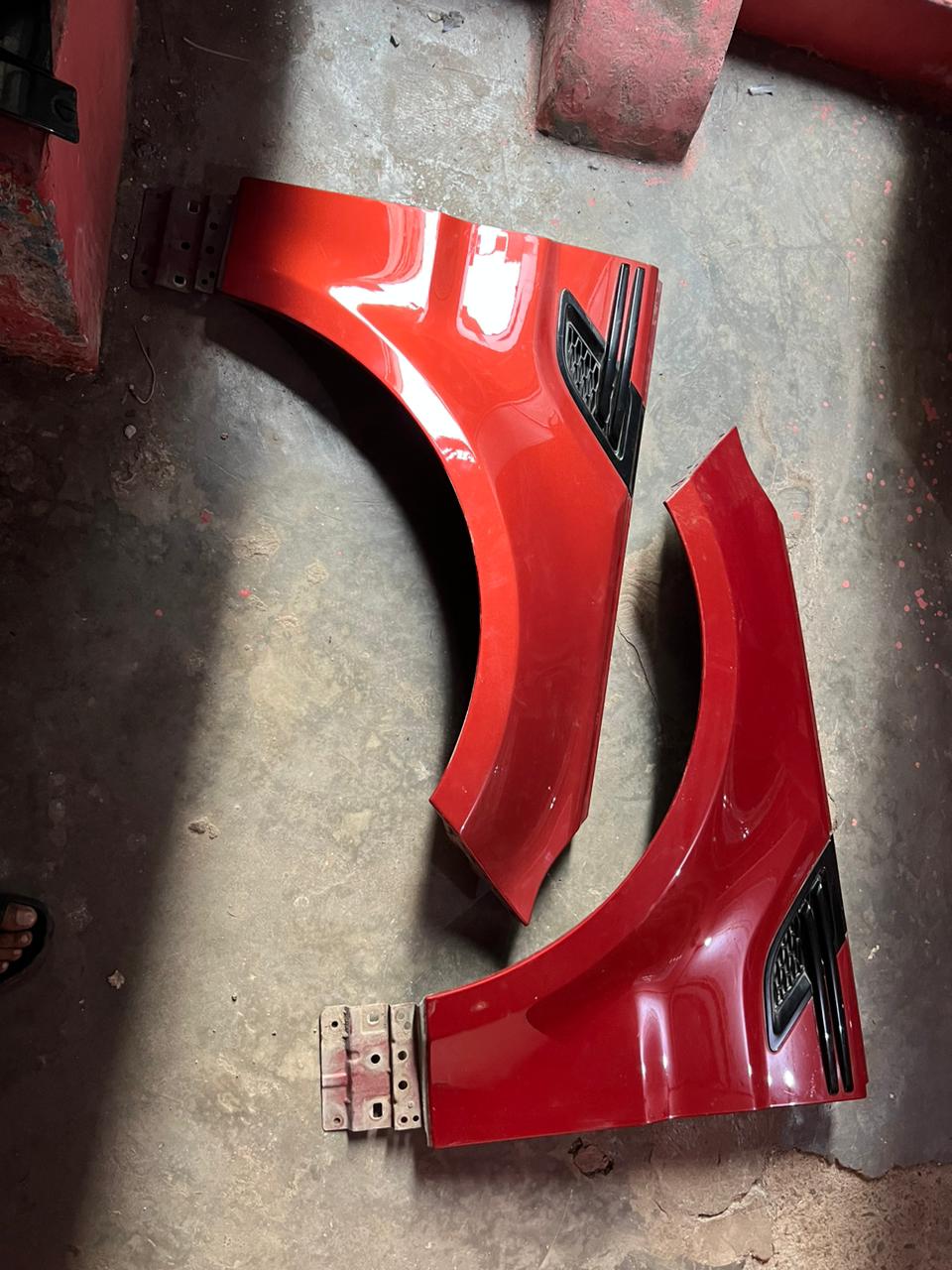 Red Car Fender Set Ranger Rover Sport