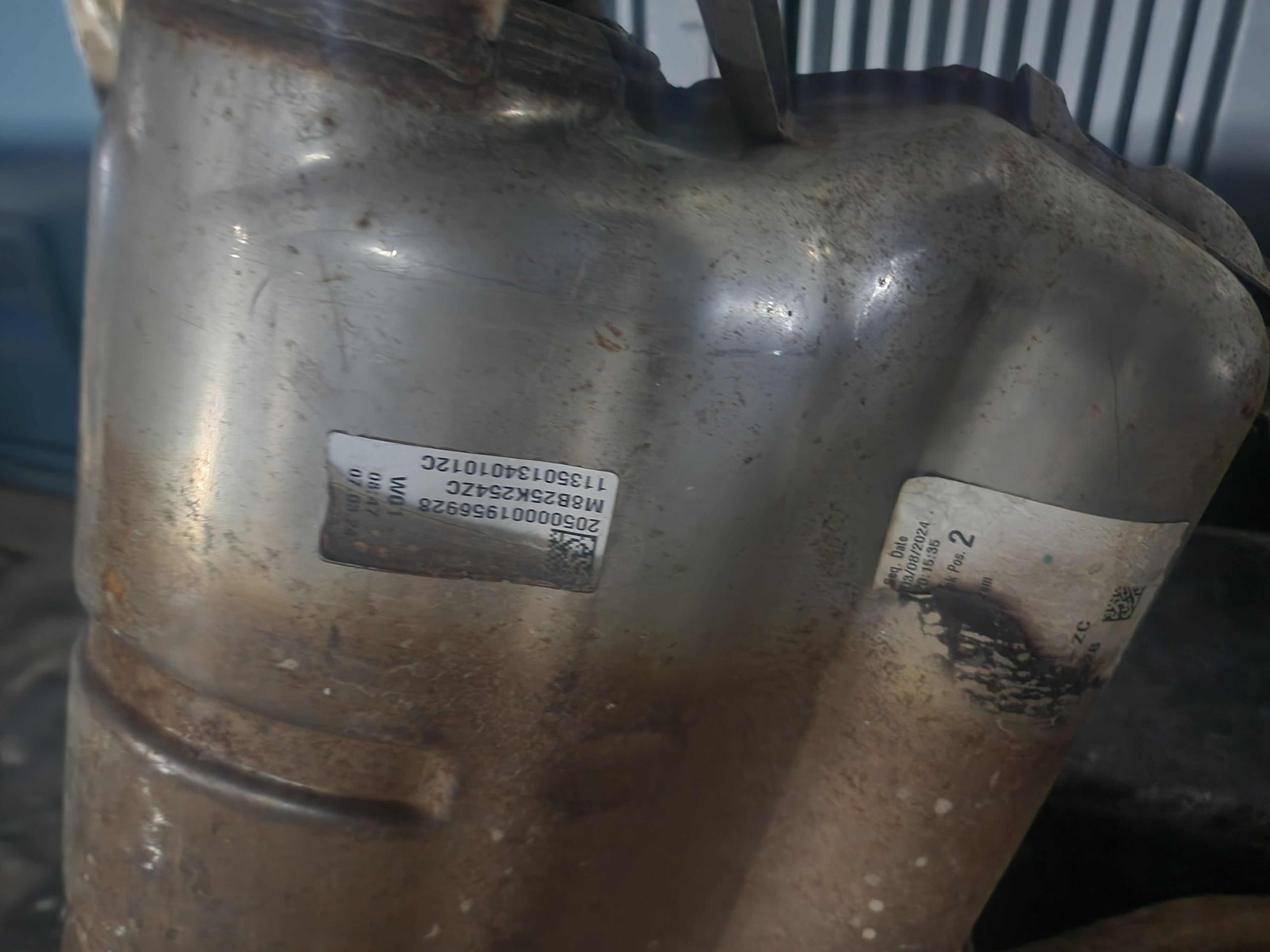 Land Rover Defender hood & silencer 