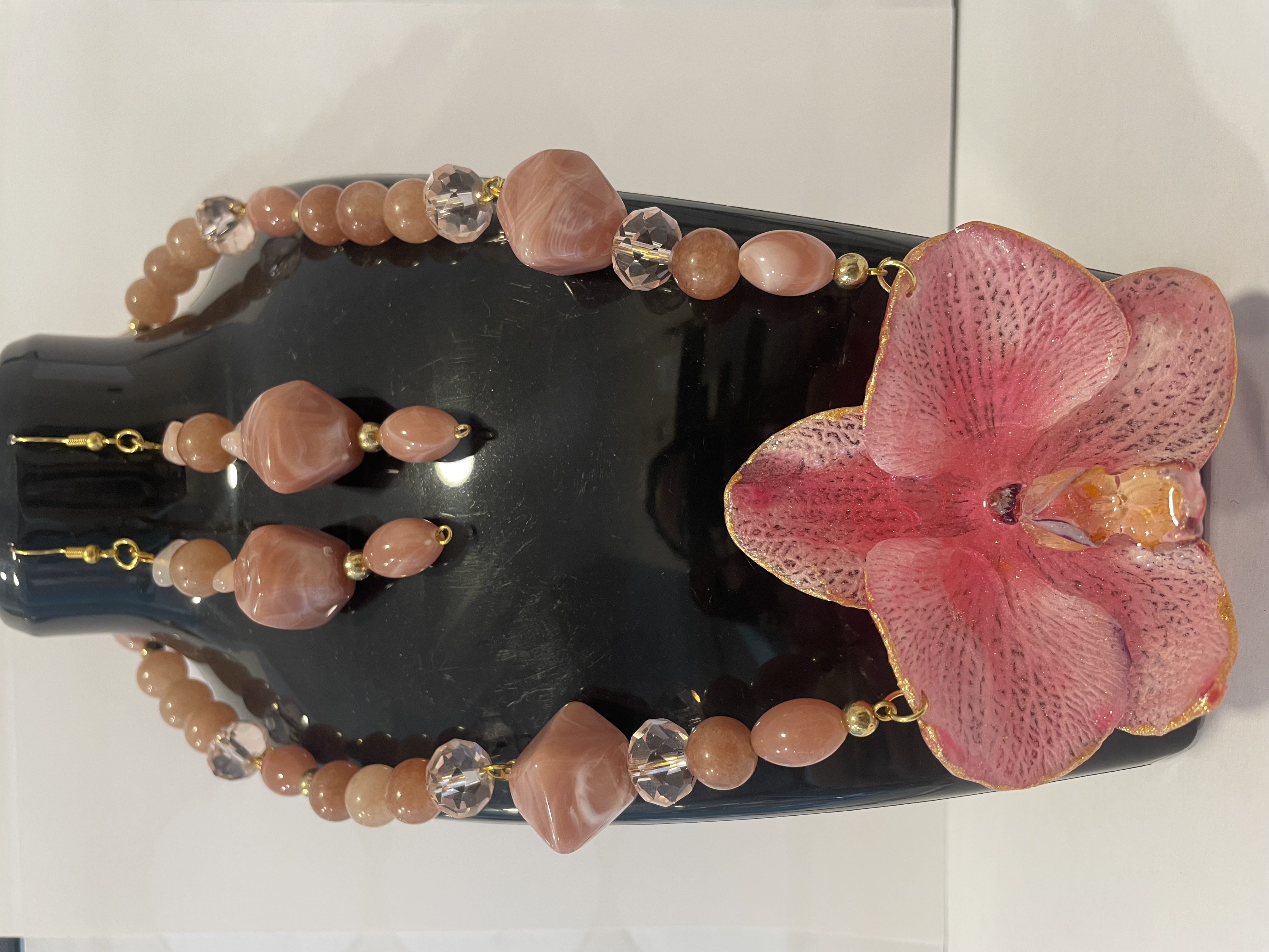AFRODITA SET ΚΟΛΙΕ ΜΕ ΦΥΣΙΚΑ ΛΟΥΛΟΥΔΙΑ ΚΑΙ ΣΚΟΥΛΑΡΙΚΙΑ 