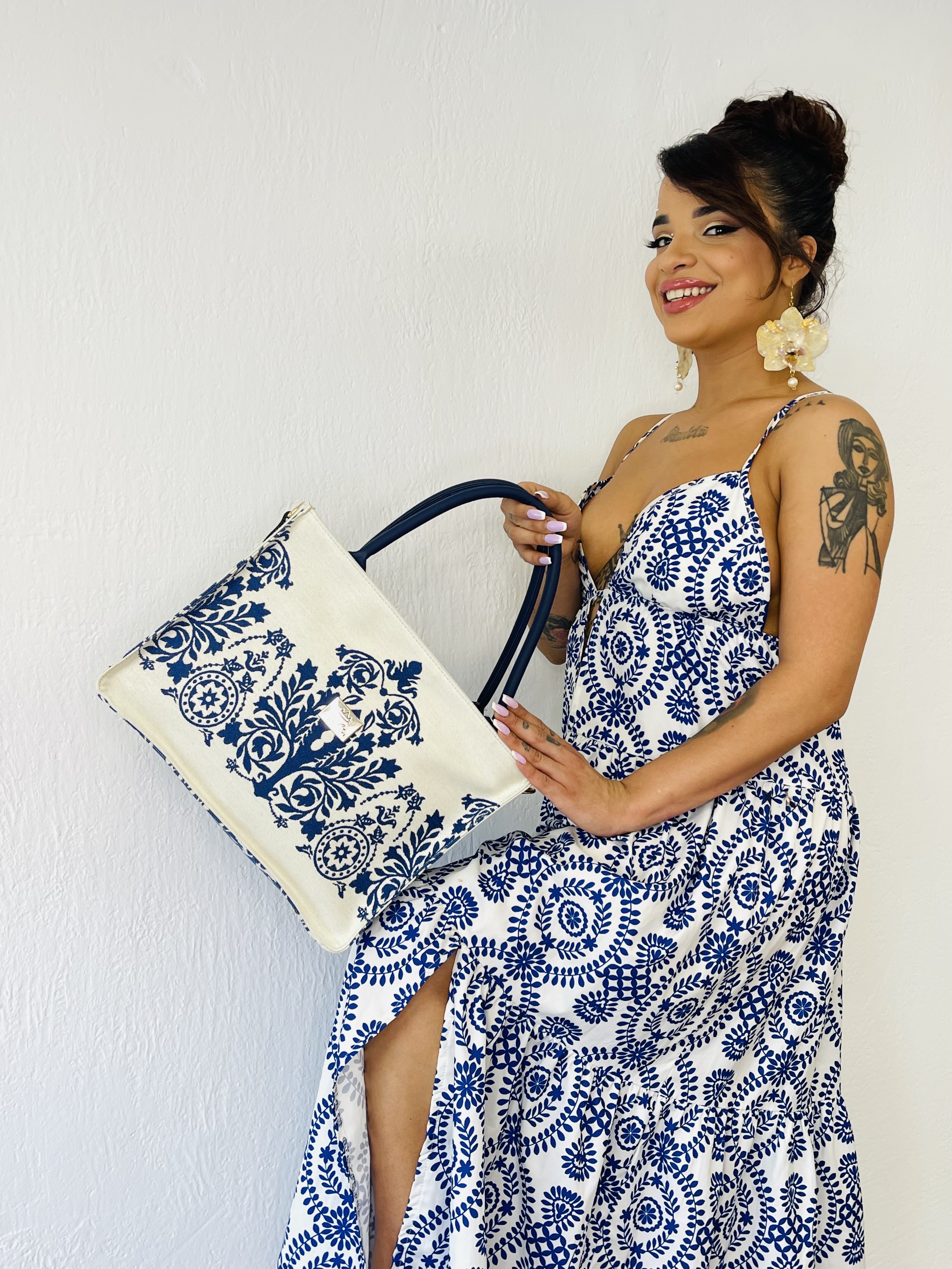 ΣΤΑΝΤΑ MEDIUM TOTE AEGEAN