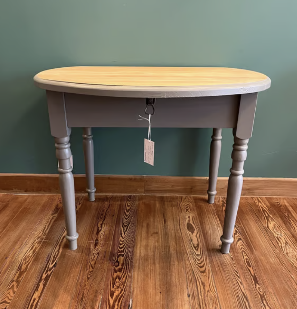 Table rond à volet