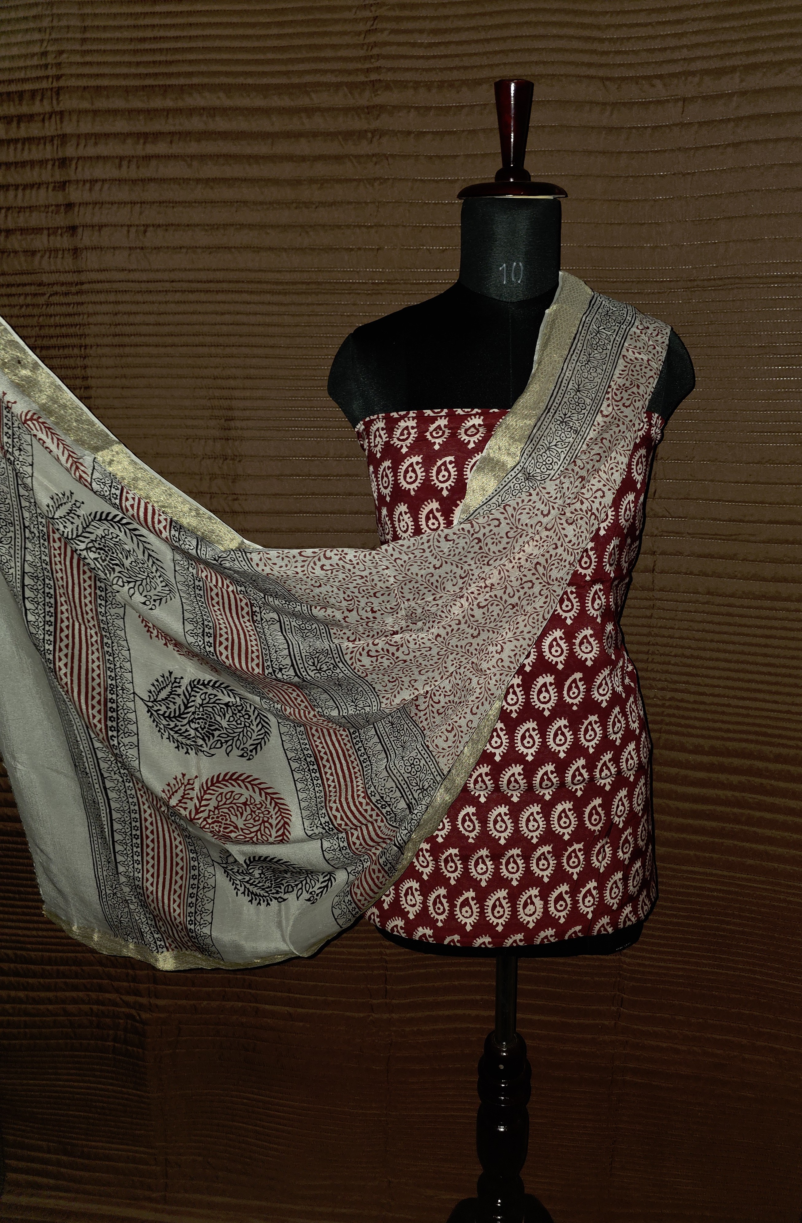 Shantoon Suit with Chinnon Dupatta – 2.5 Meter Each