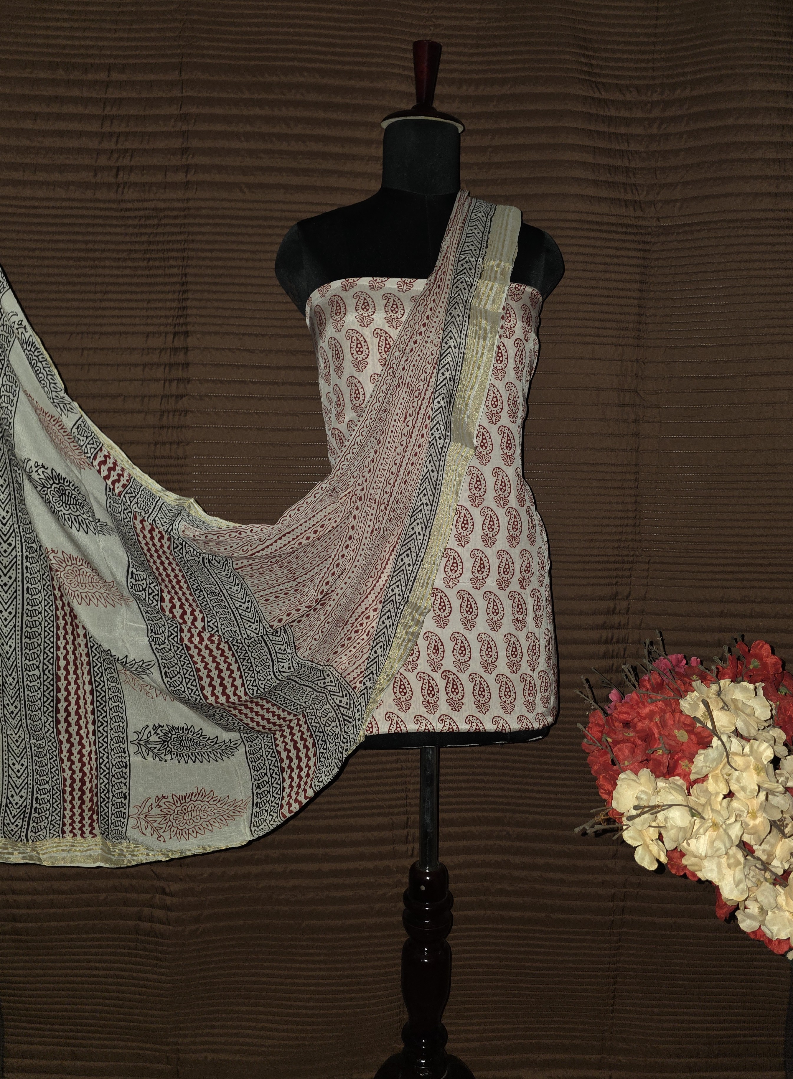 Shantoon Suit with Chinnon Dupatta – 2.5 Meter Each