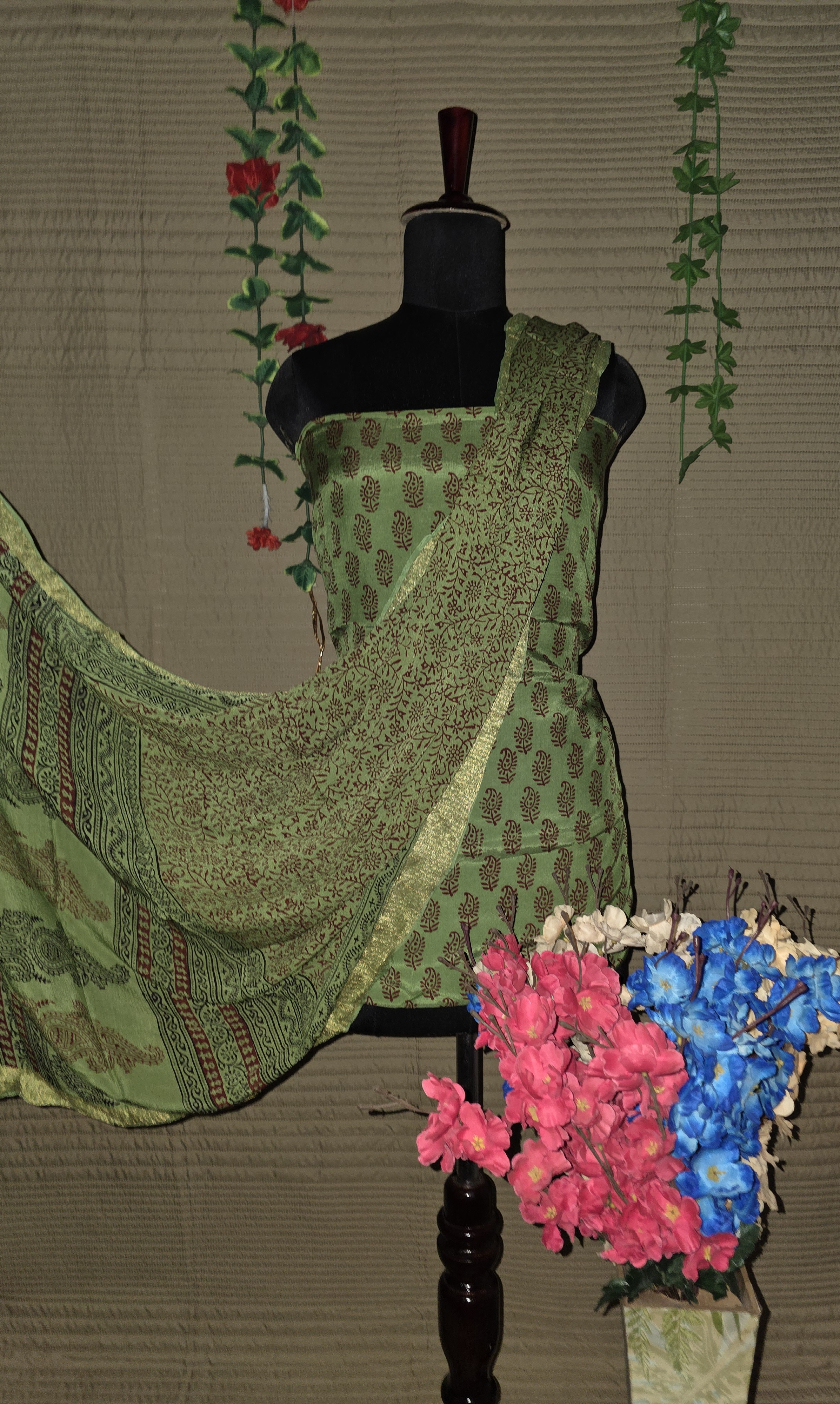 Shantoon Suit with Chinnon Dupatta – 2.5 Meter Each